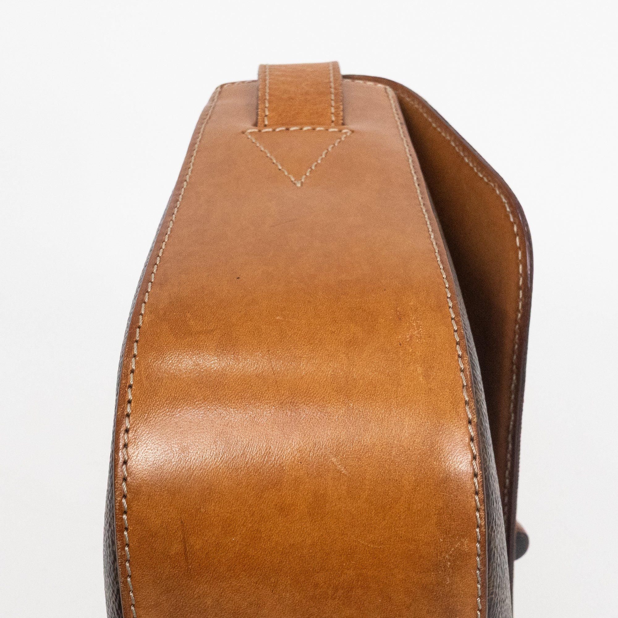 Vintage Messenger