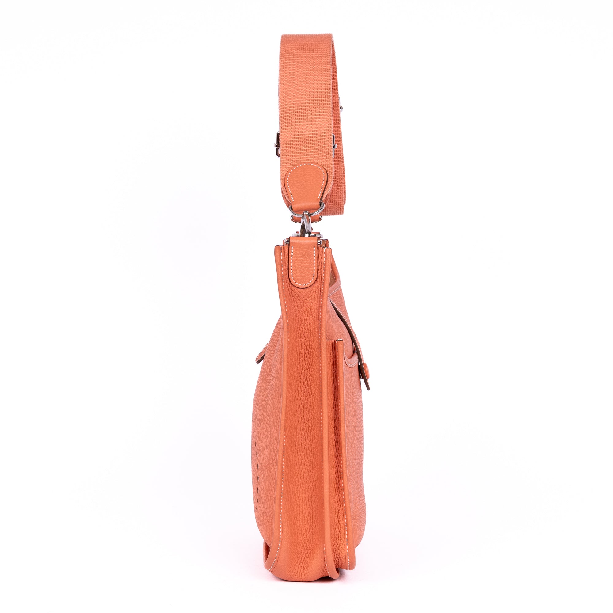 Evelyne III PM