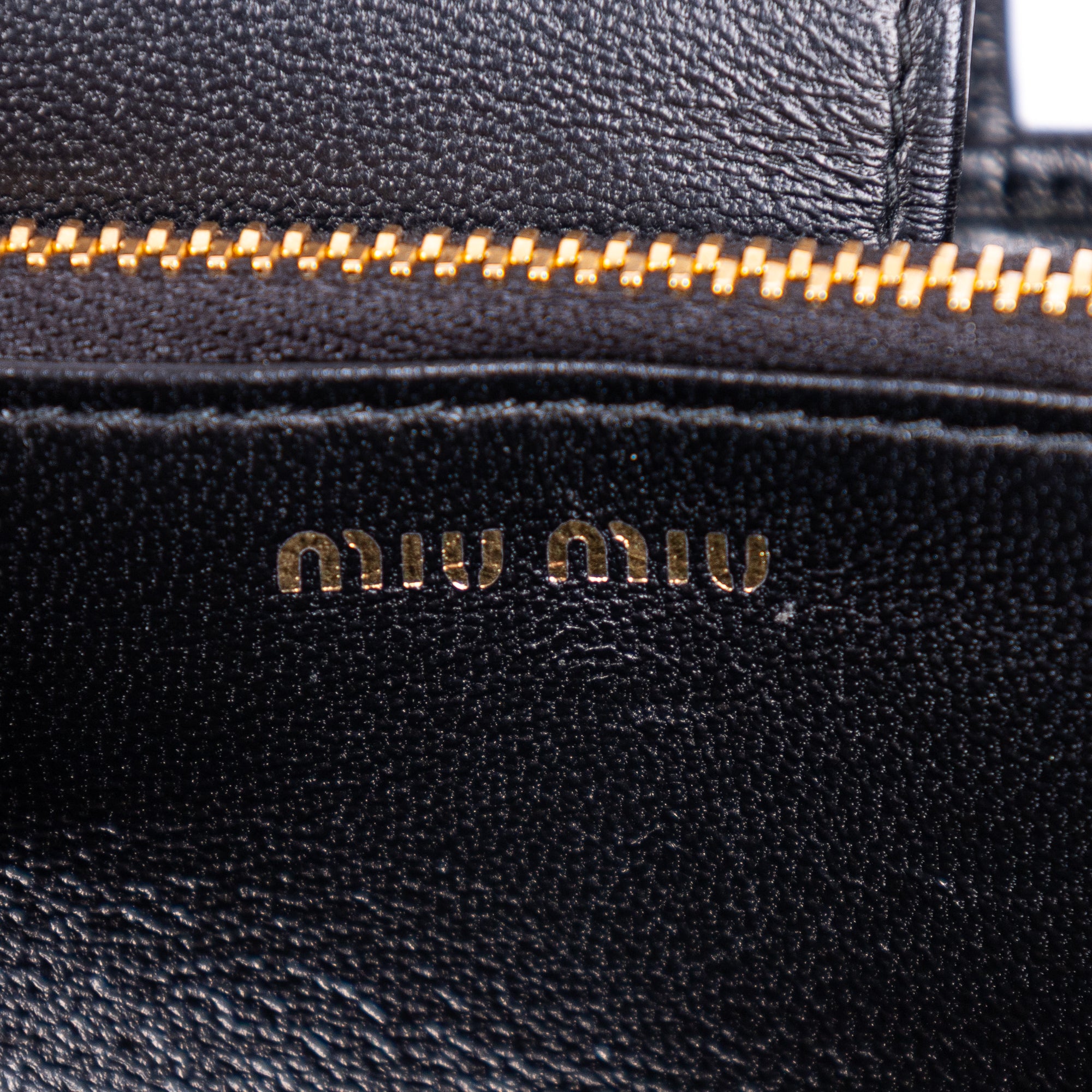 Matelasse Wallet On Chain