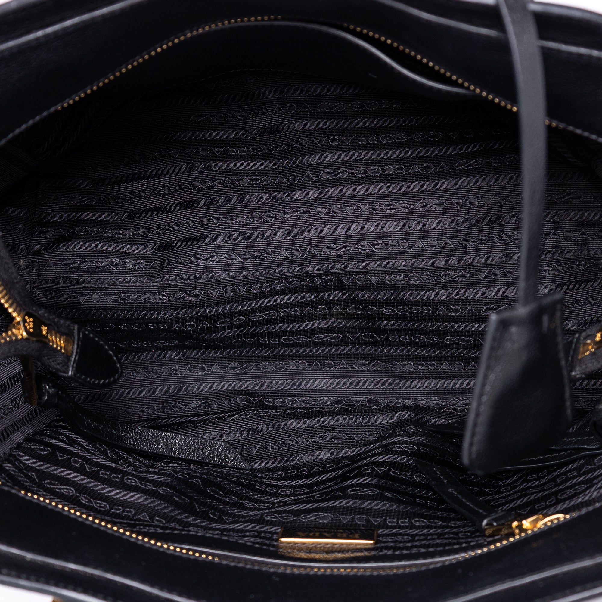 Crossbody Shopper