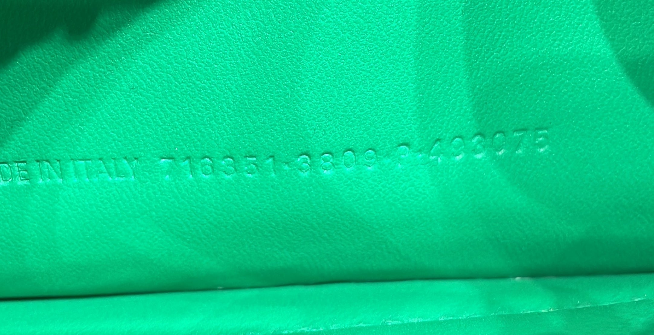 Crush Chain Flap Small