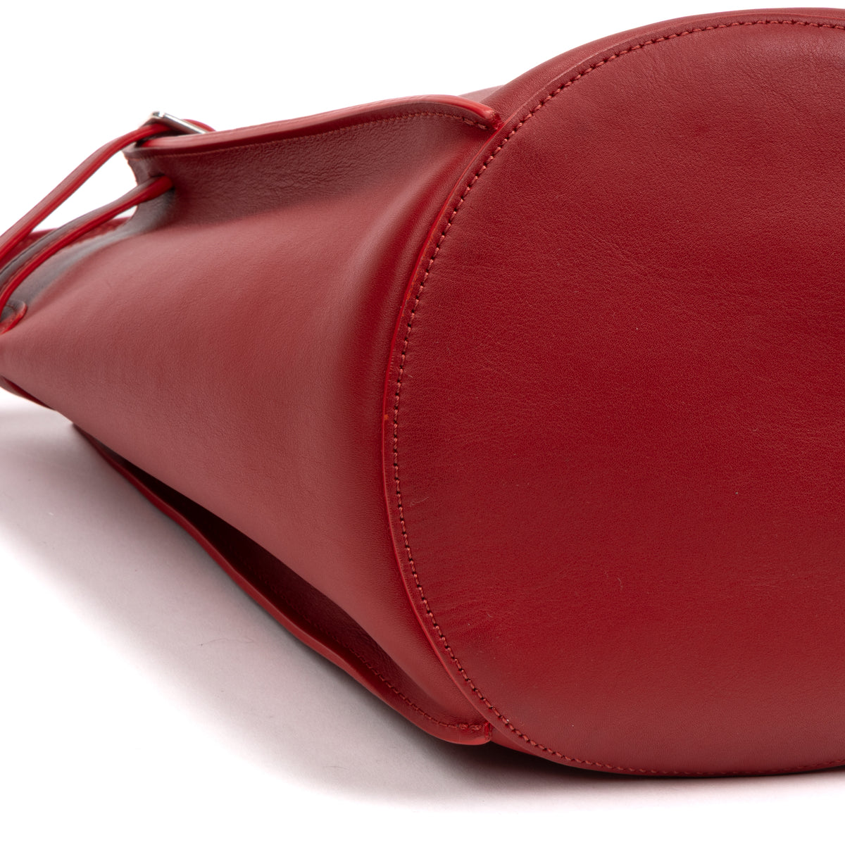 Long Strap Big Bucket