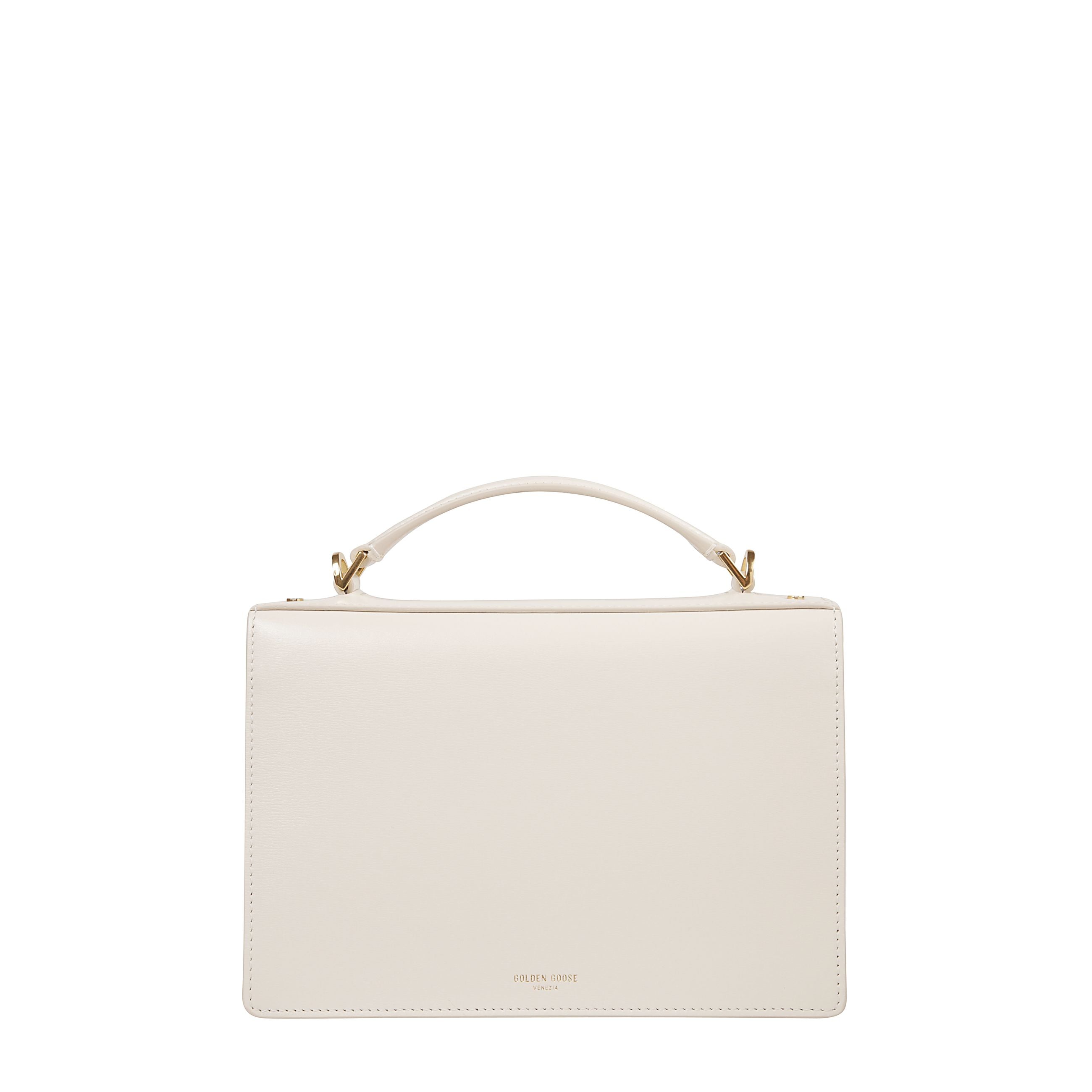 Funzionale ma sofisticata, la venezia bag è una dichiarazione di eleganza veneziana, che invita a portare con sé un pezzo della sua anima, ovunque. in pelle palmellato color burro, questo modello si caratterizza per la chiusura con fibbia dorata e per i