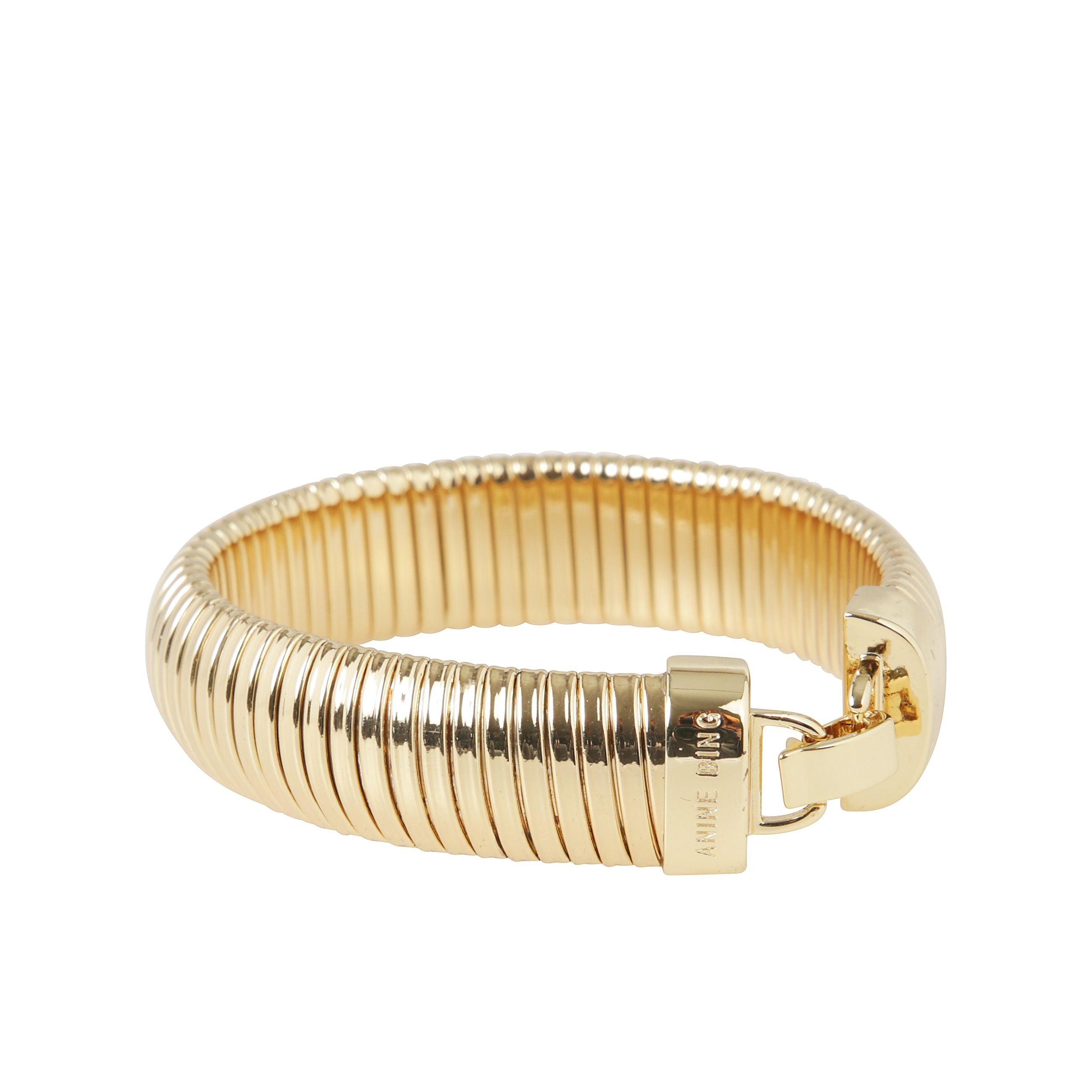 Bracciale a catena, effetto lucido, maglia snake e chiusura con fermaglio.