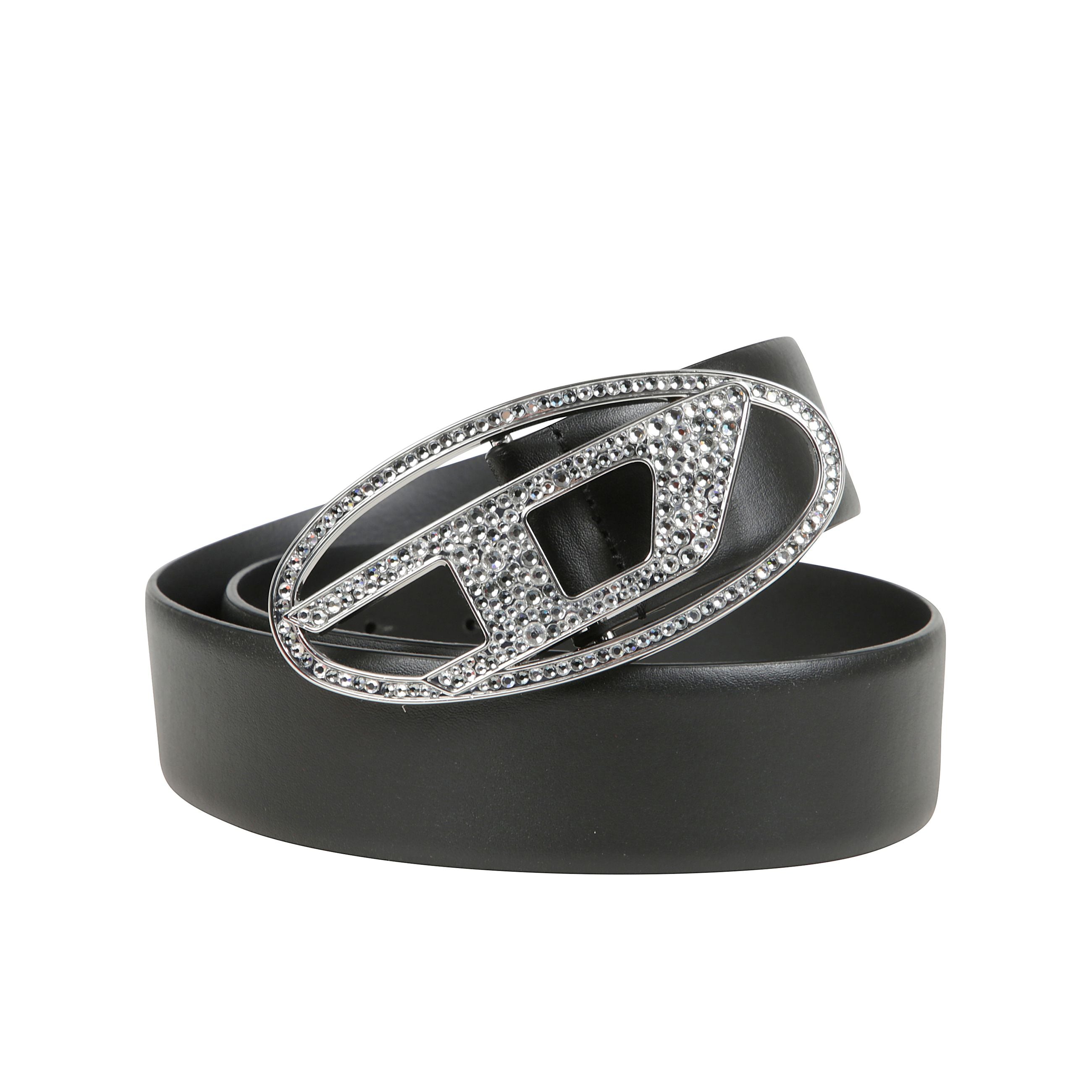 Cintura da donna realizzata in pelle italiana di alta qualità , chiusa con una fibbia oval d ricoperta da cristalli. larghezza: 4 cm.