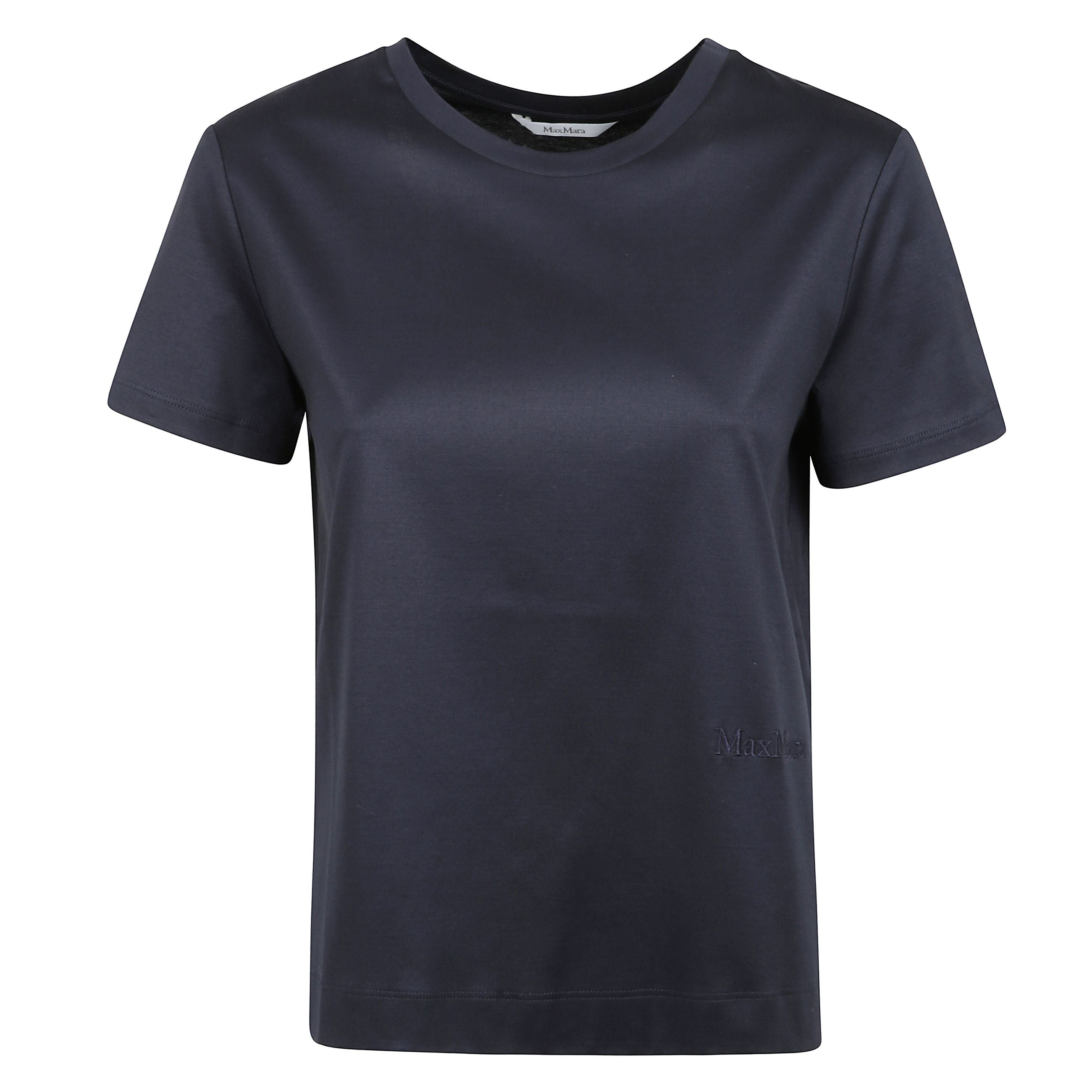 T-shirt basic girocollo a maniche corte, realizzata in morbido interlock di puro cotone