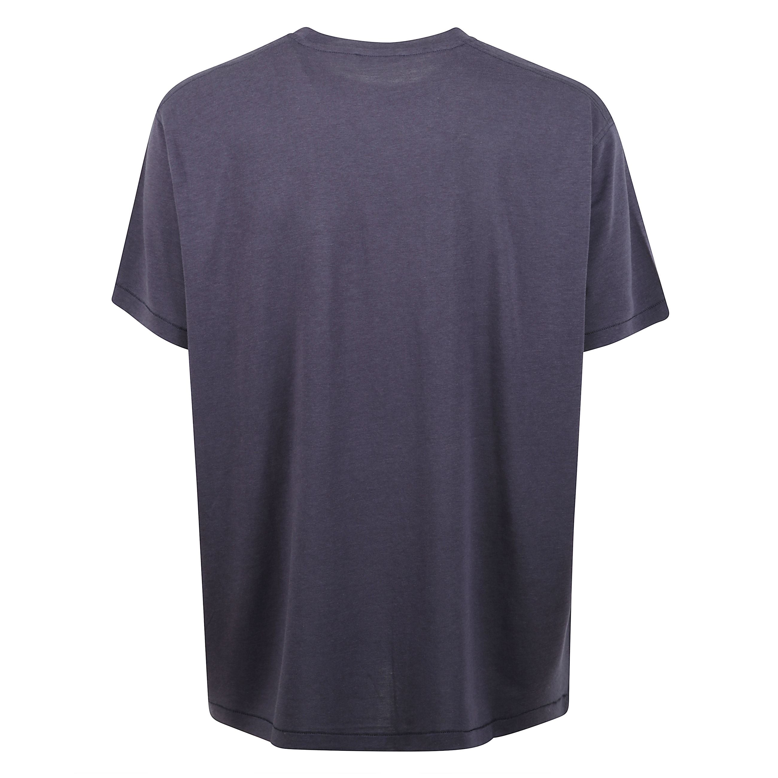 T-shirt con scollo a coste.