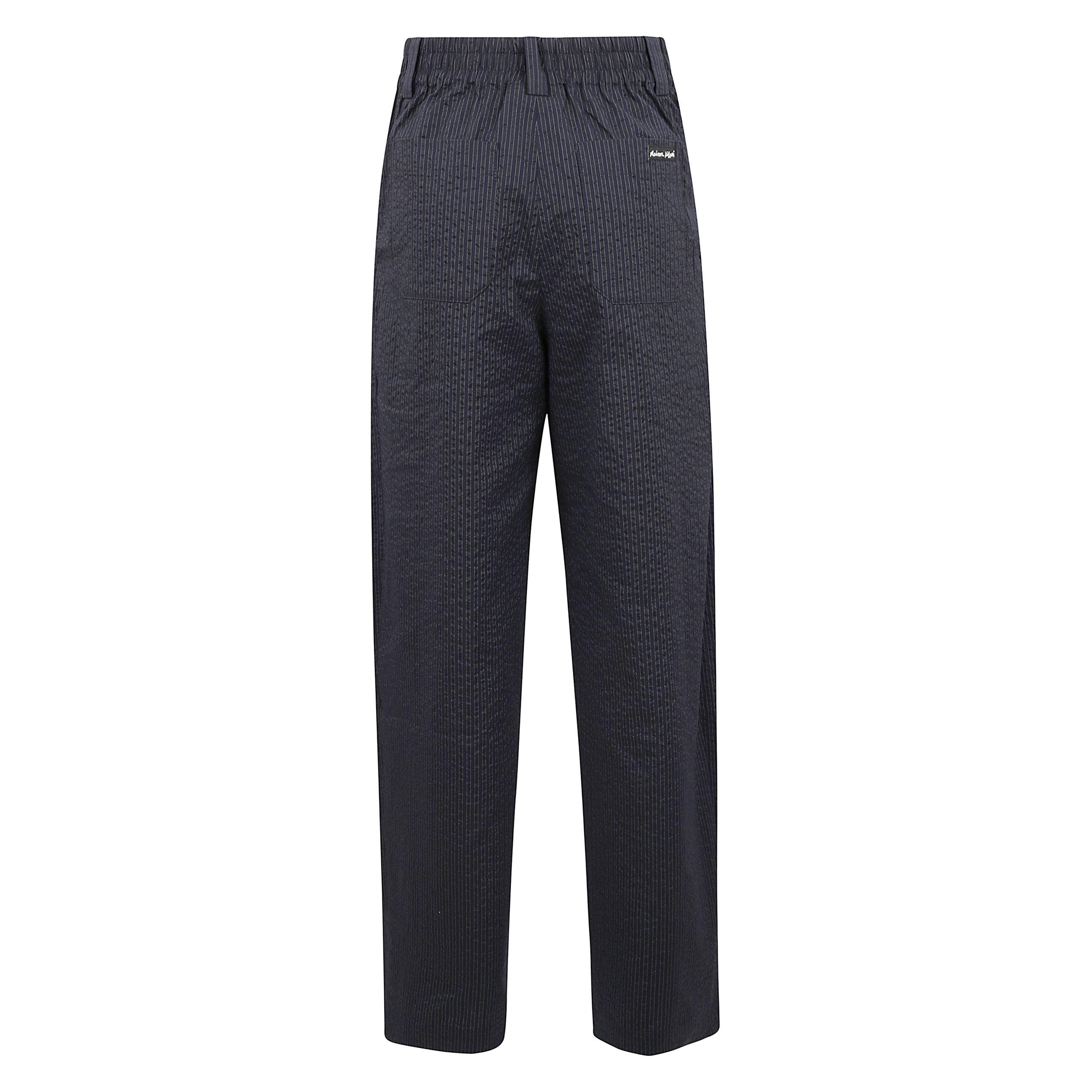 Pantaloni con vestibilità elasticizzata plissettato.