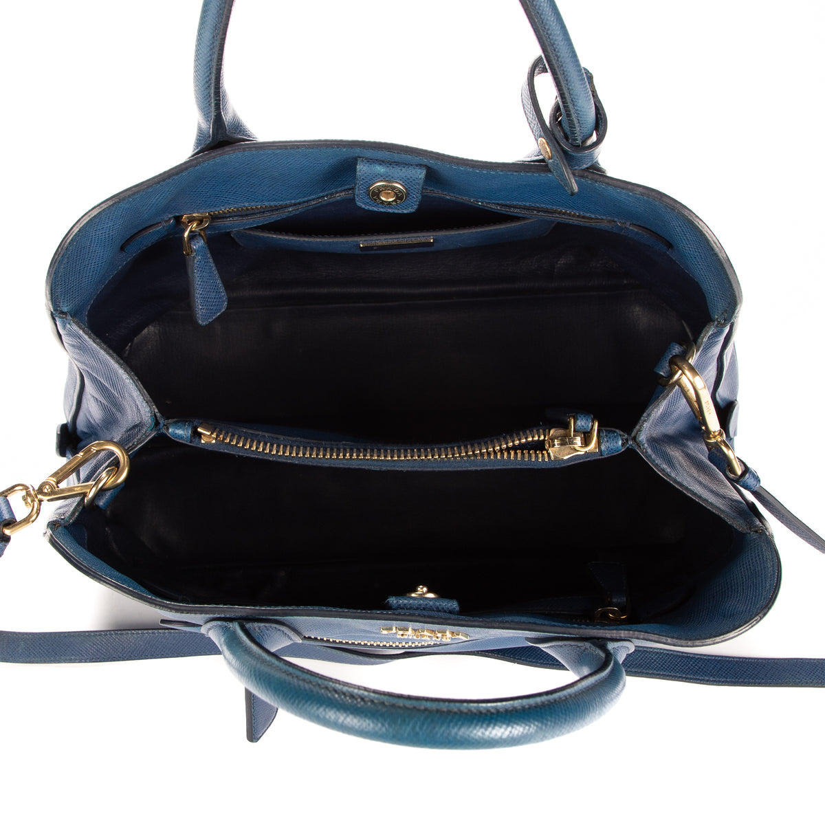 Front zip tote