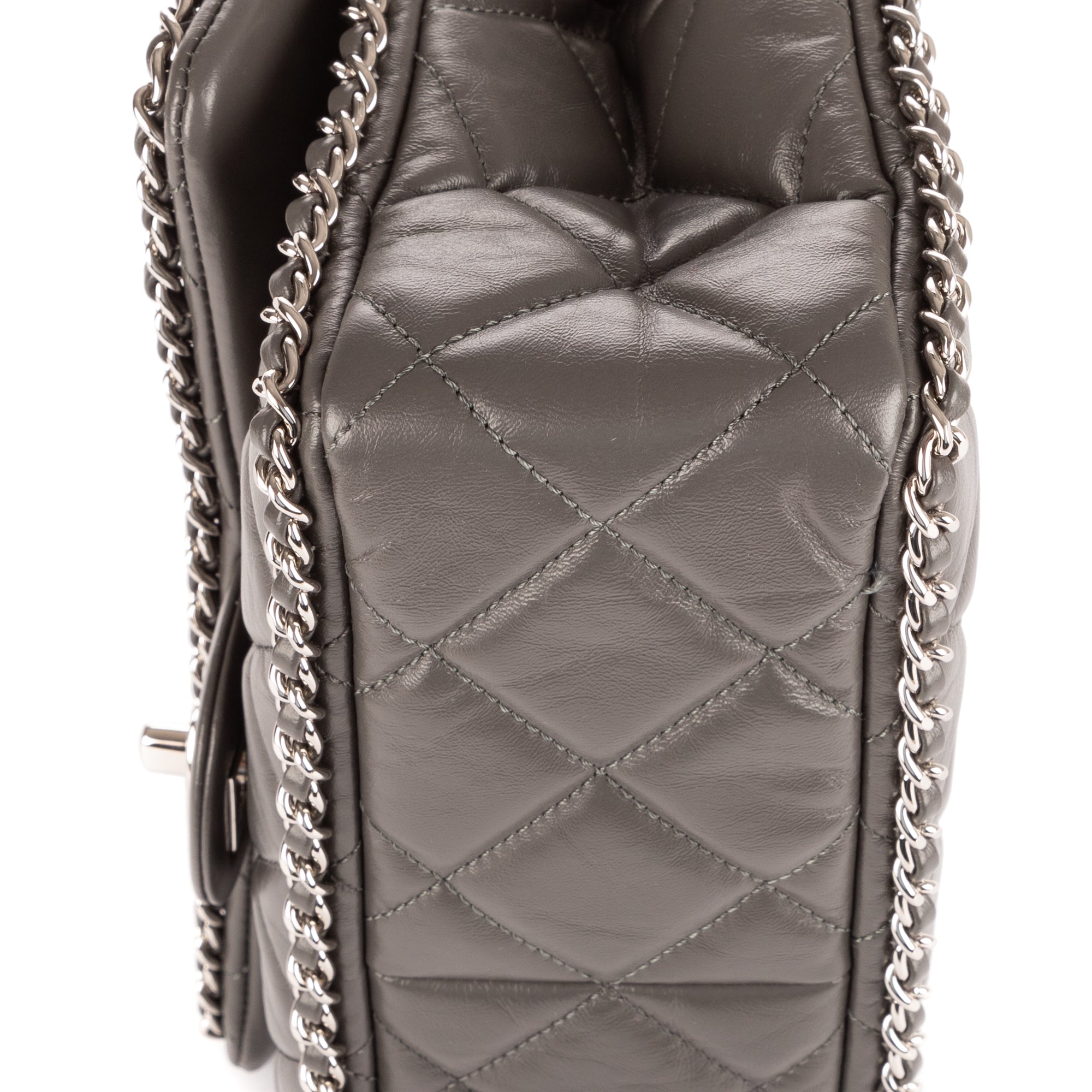 Chain-Around Small Single Flap