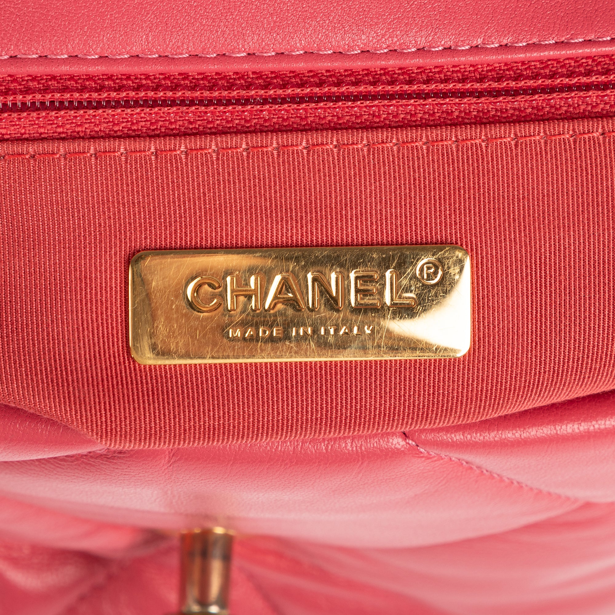 Classic 19 Flap Small