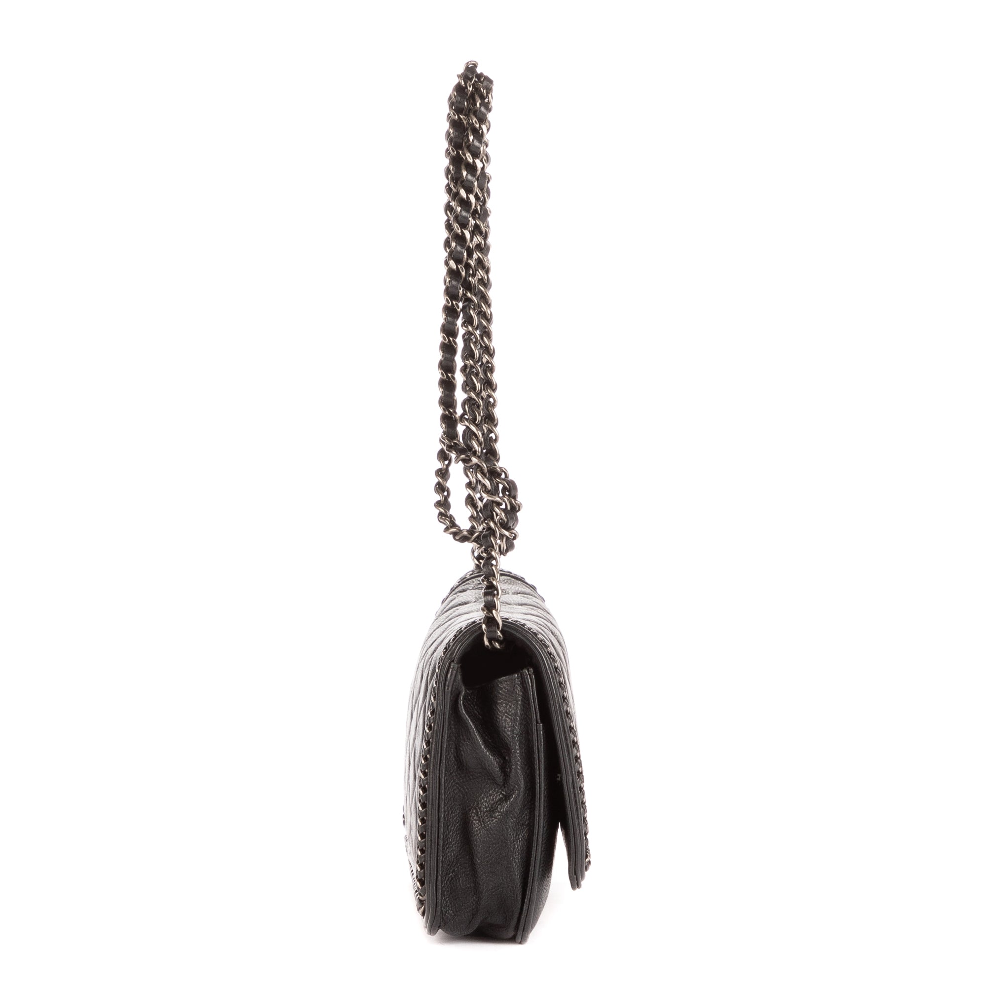 Chain Around Boy Wallet on Chain