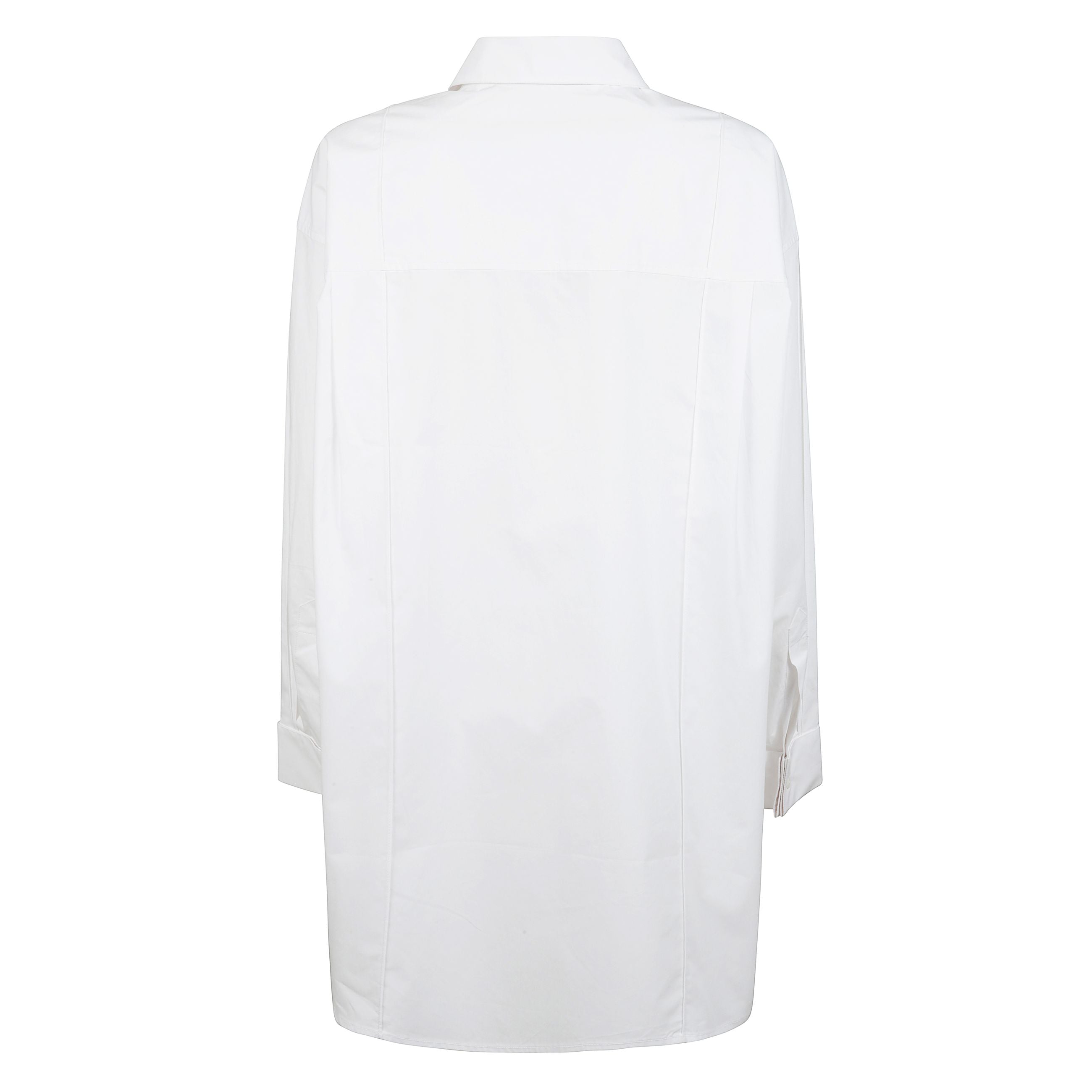 Camicia con punto smock in cotone,
chiusura frontale con bottoni e dettaglio con pieghe a cannone, colletto classico e maniche lunghe