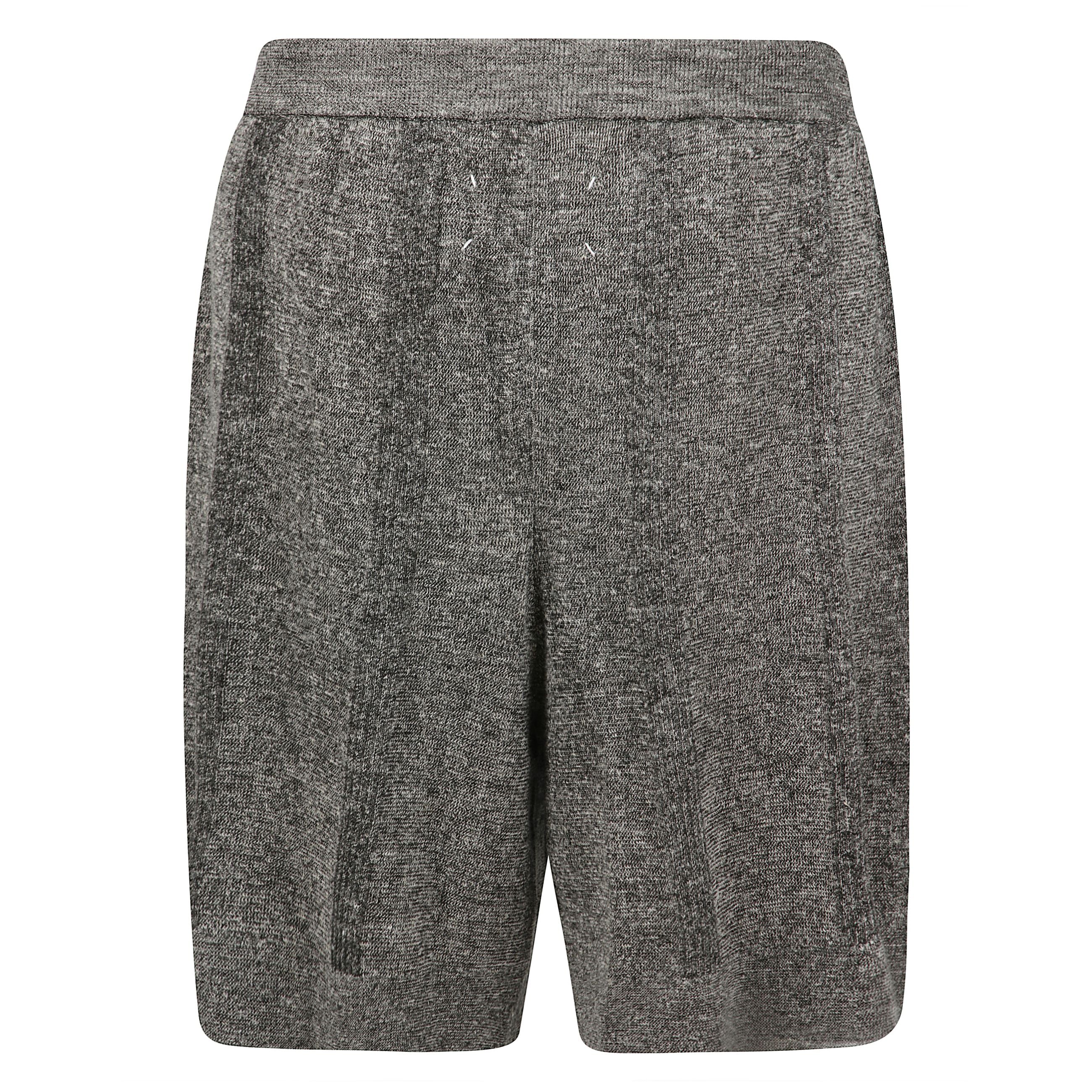 Shorts in poliestere e lino, vita regolare con coulisse, gamba dritta, lunghezza al ginocchio, four stitches sul retro