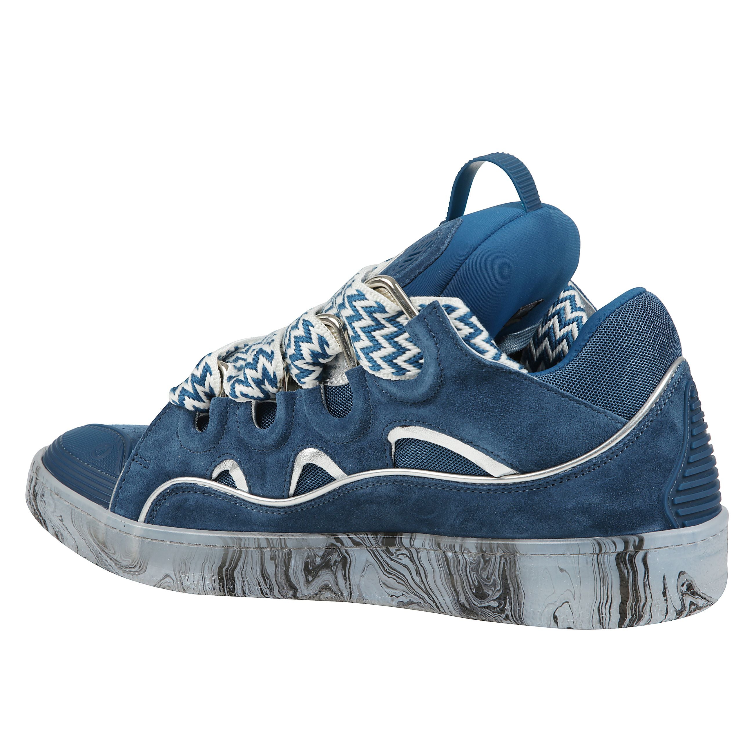 Sneakers curb in pelle, chiusura frontale con lacci a contrasto, inserti in rete e pelle scamosciata, pull-tab sulla linguetta applicazione con logo, dettagli riflettenti