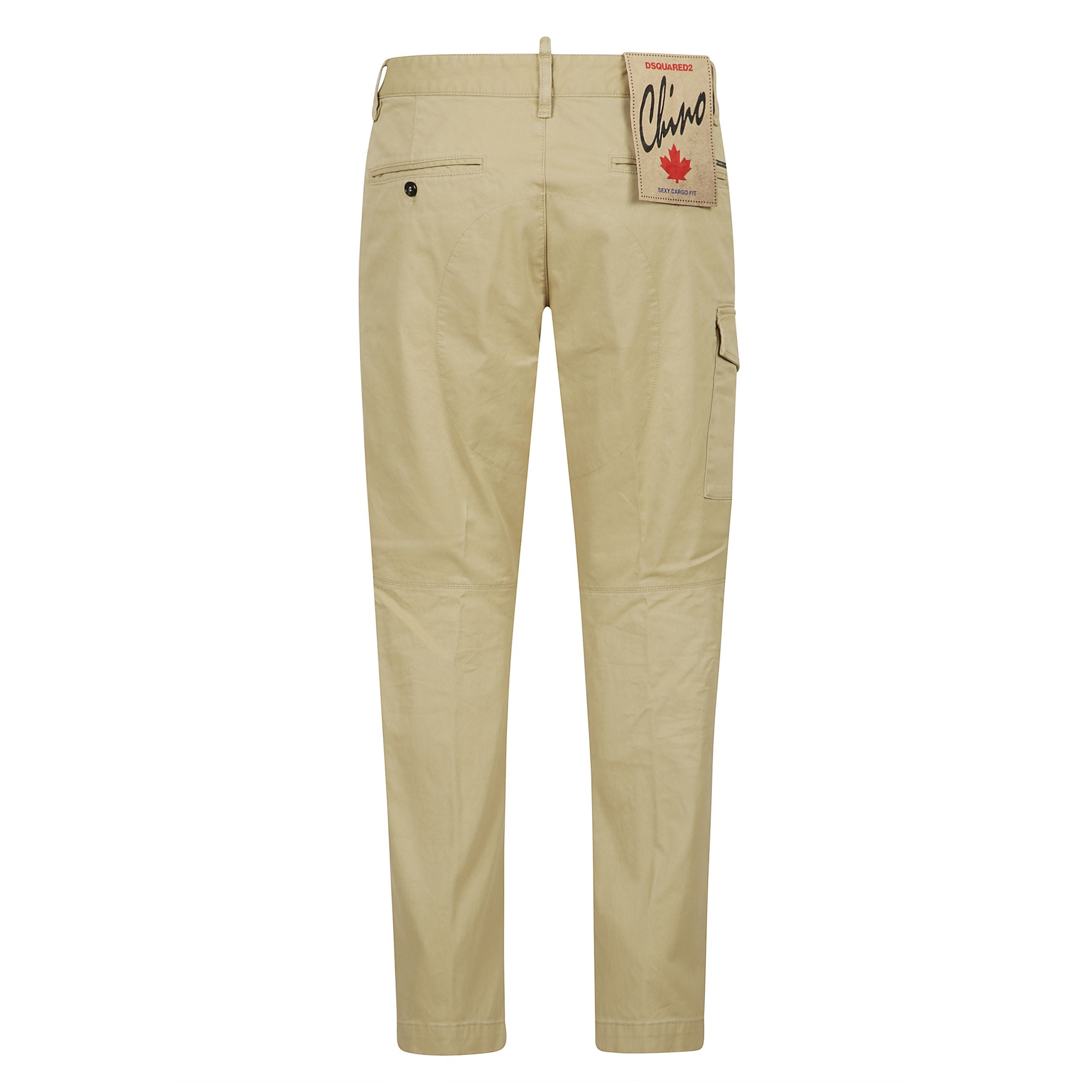 Pantaloni cargo con abbottonatura nascosta e logo charm