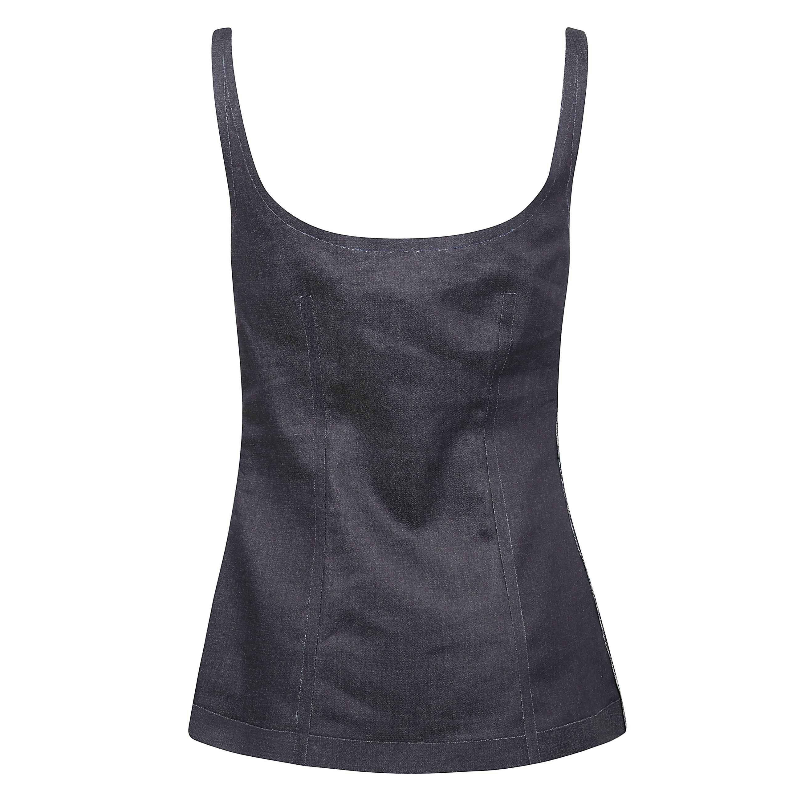 Top aderente senza maniche in denim di cotone stretch accoppiato. il design trompe l'oeil imita le classiche doppie impunture, riprodotte attraverso sovrapposizioni incollate a taglio vivo. scollo ampio davanti e sul retro. ricamo marni symbol cucito a ma