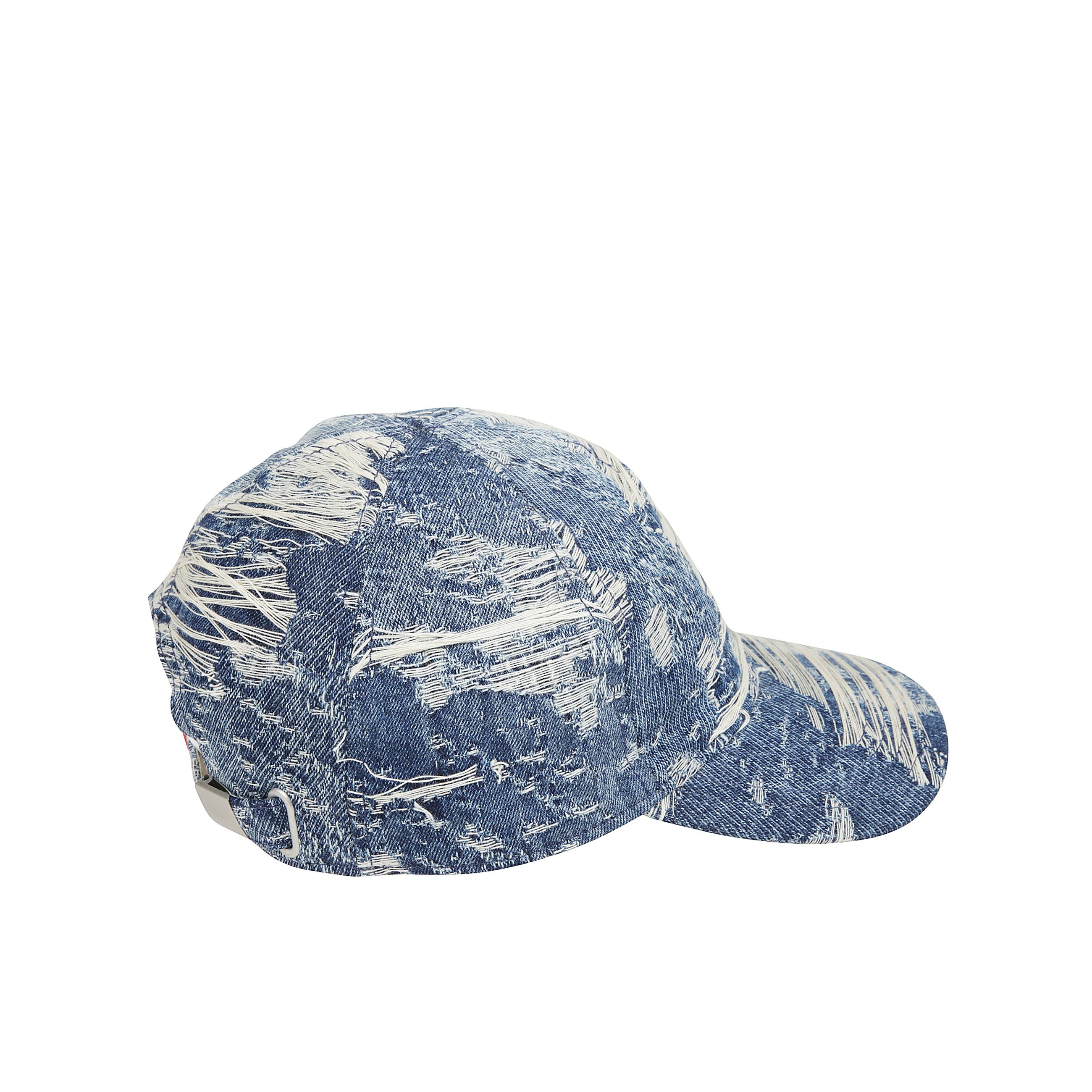Cappello c-assidy diesel in denim distressed con visiera rigida e cinturino regolabile