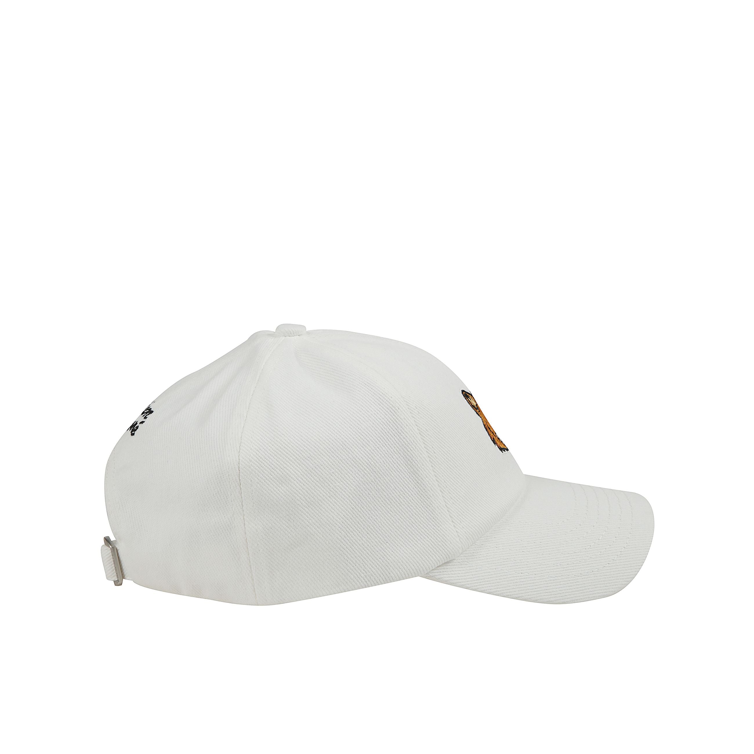 Berretto in tela a 6p con grande toppa fox head ricamato.