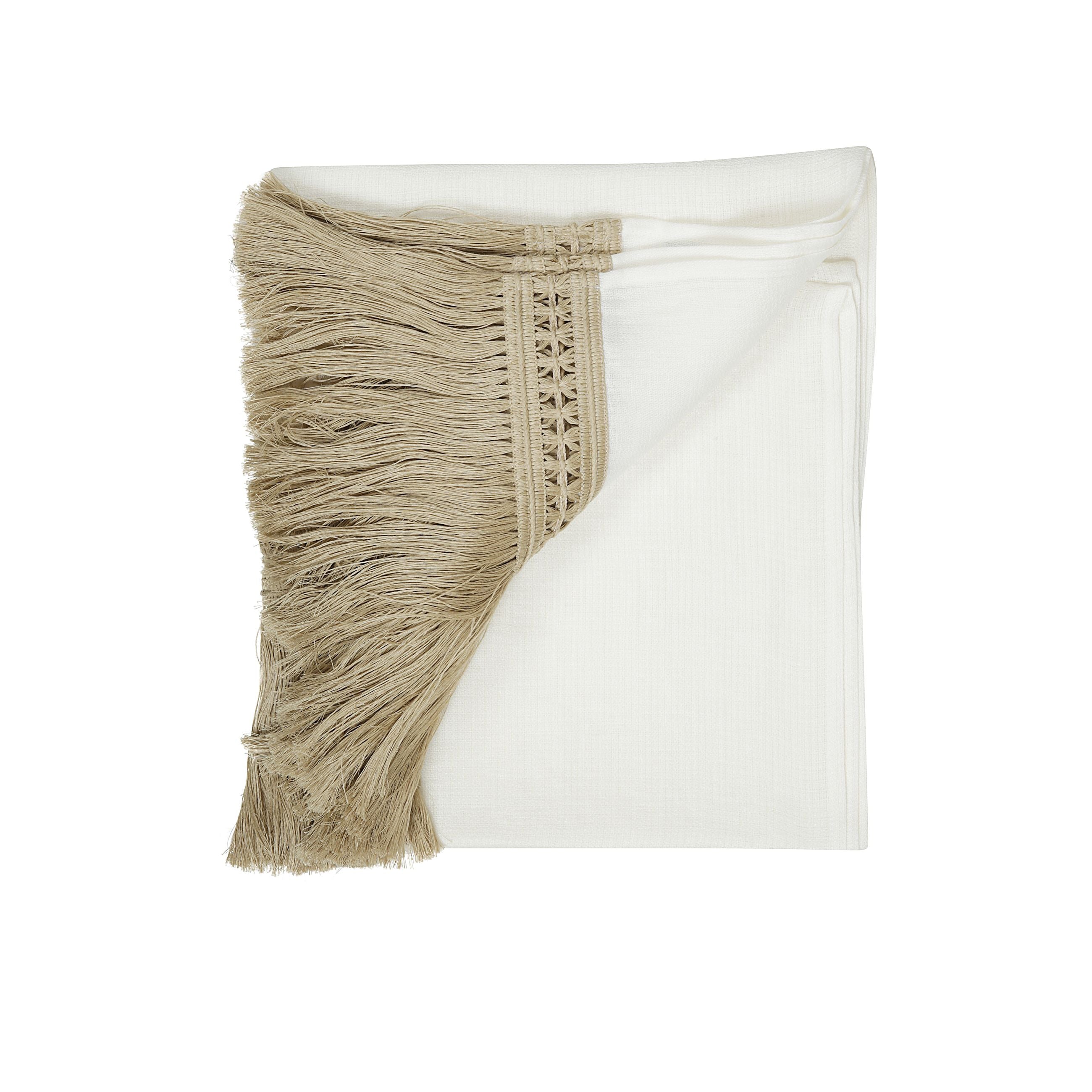 Stola in leggero filato di puro lino tinta unita con motivo a frange e dettagli in passamaneria sui lati corti. rifinita con logo max mara ricamato sul fondo