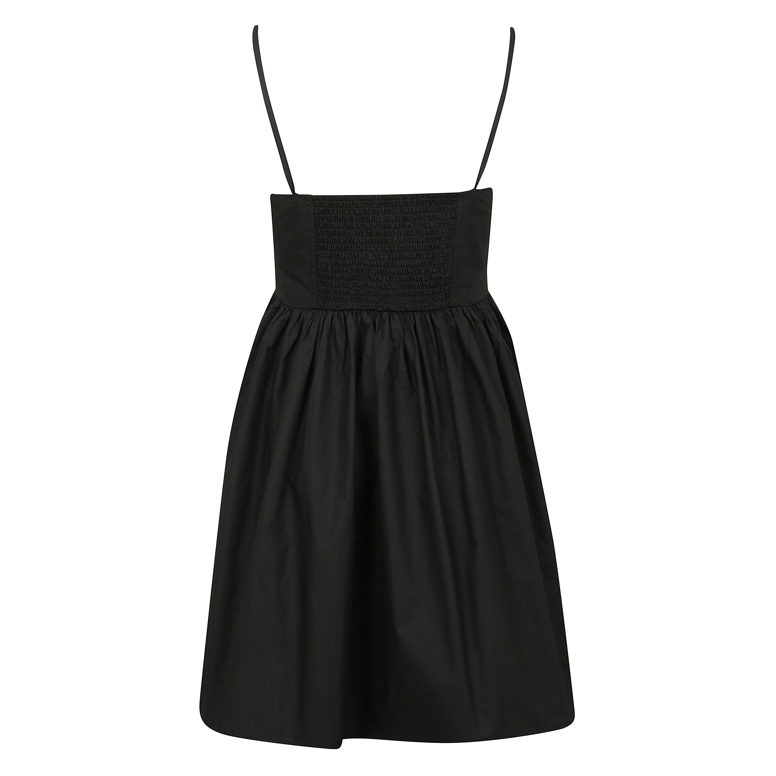 Abito con scollatura dritta e spalline sottili con dettagli fibbia sul davanti. l'abito ha un corpetto arricciato sul retro e una gonna svasata.