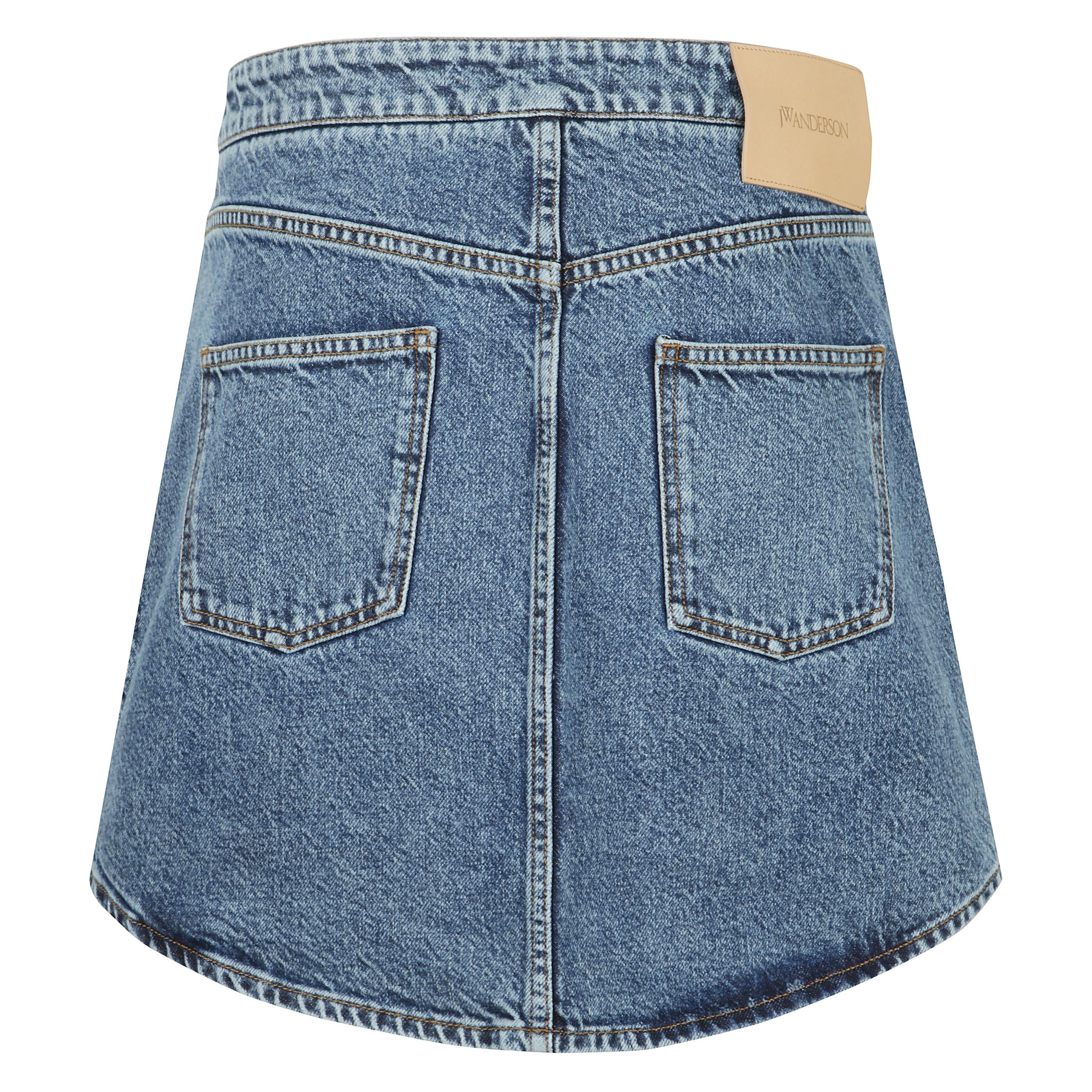 Minigonna in denim con silhouette a trapezio con tasche anteriori con patta