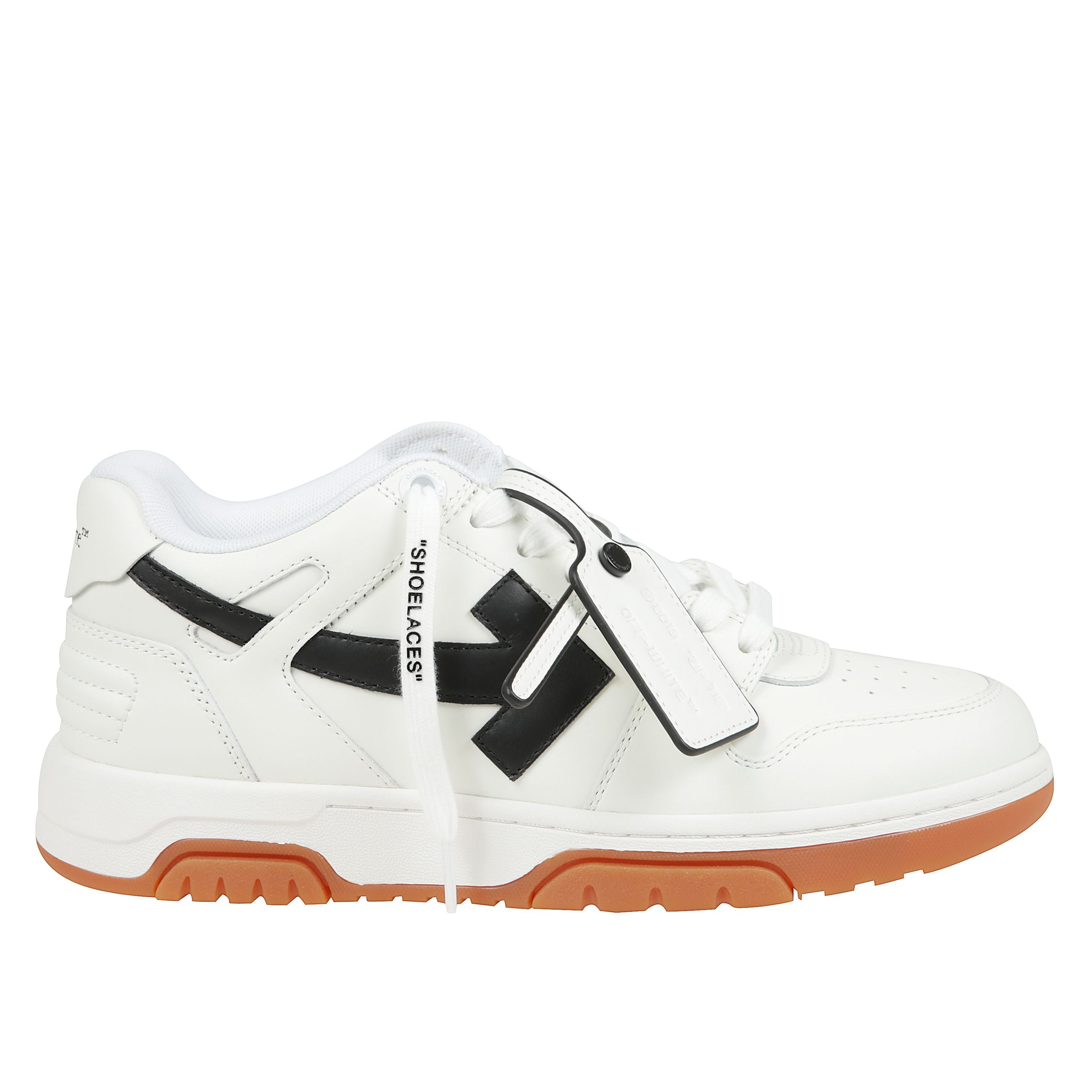 Out of office calf leather white black
con chiusura frontale con lacci, logo sul tallone, punta tonda e suola piatta in gomma