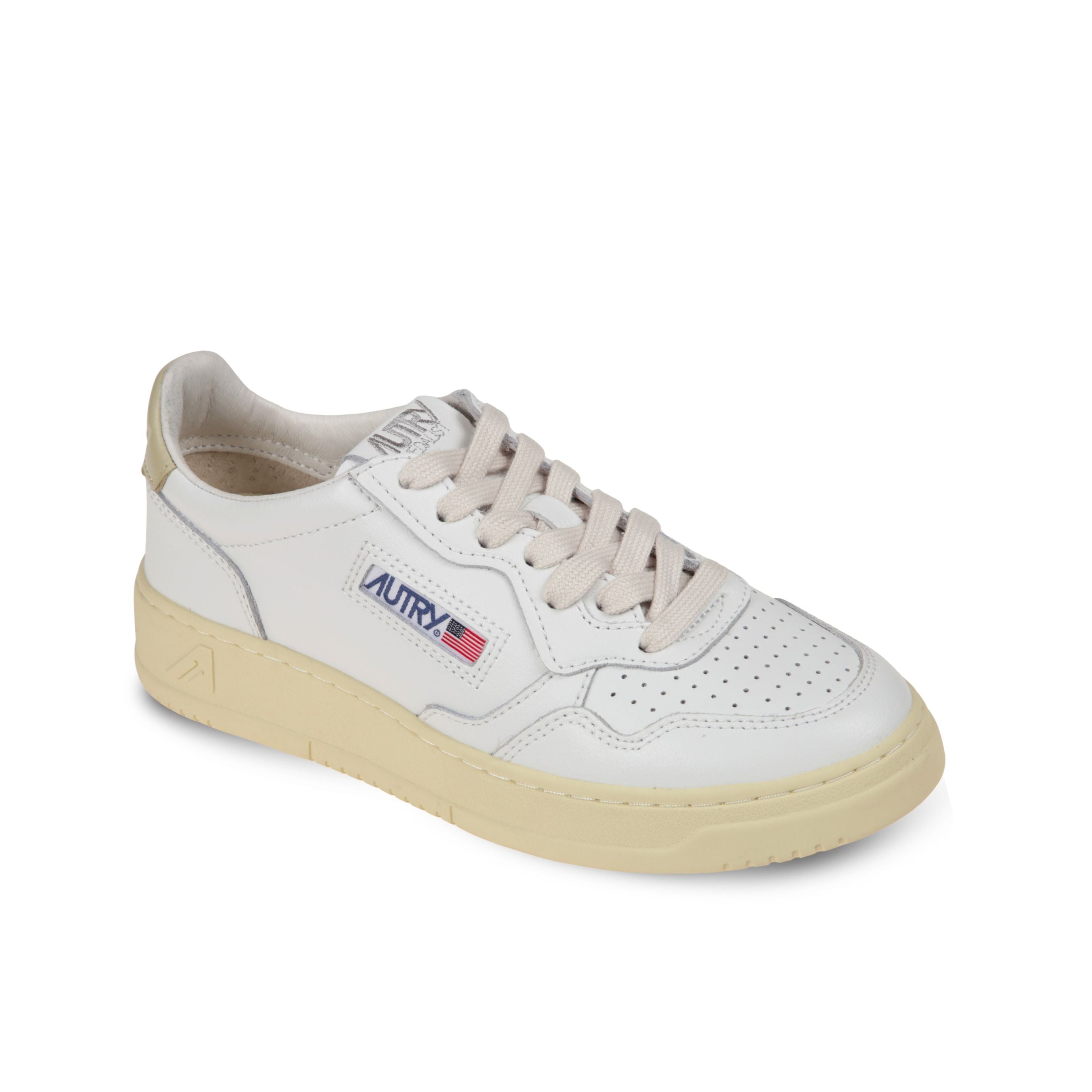 Sneakers autry medalist low. design in pelle con microfori sul davanti. talloncino in pelle a contrasto.