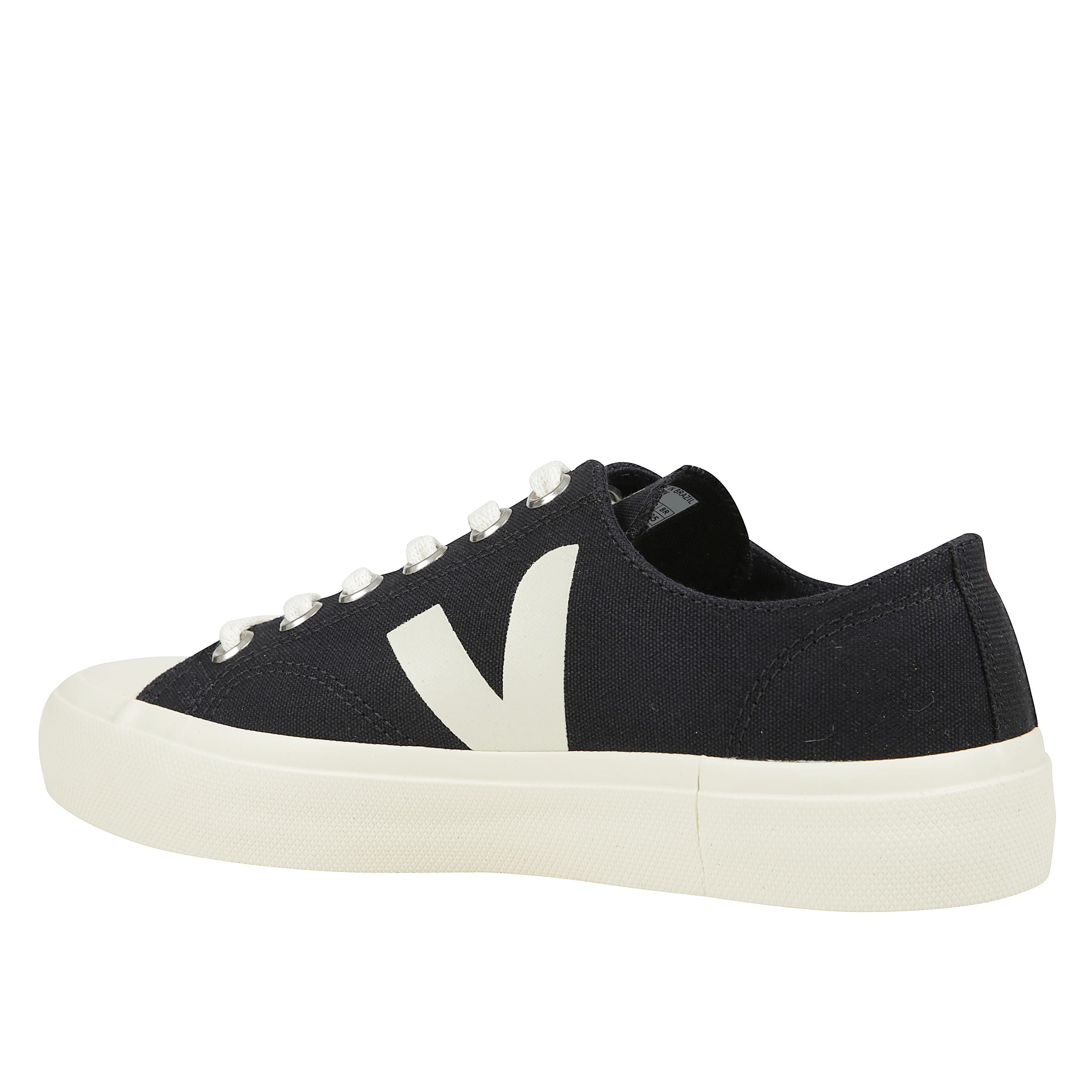 Sneakers realizzate in tessuto con punta arrotondata gommata