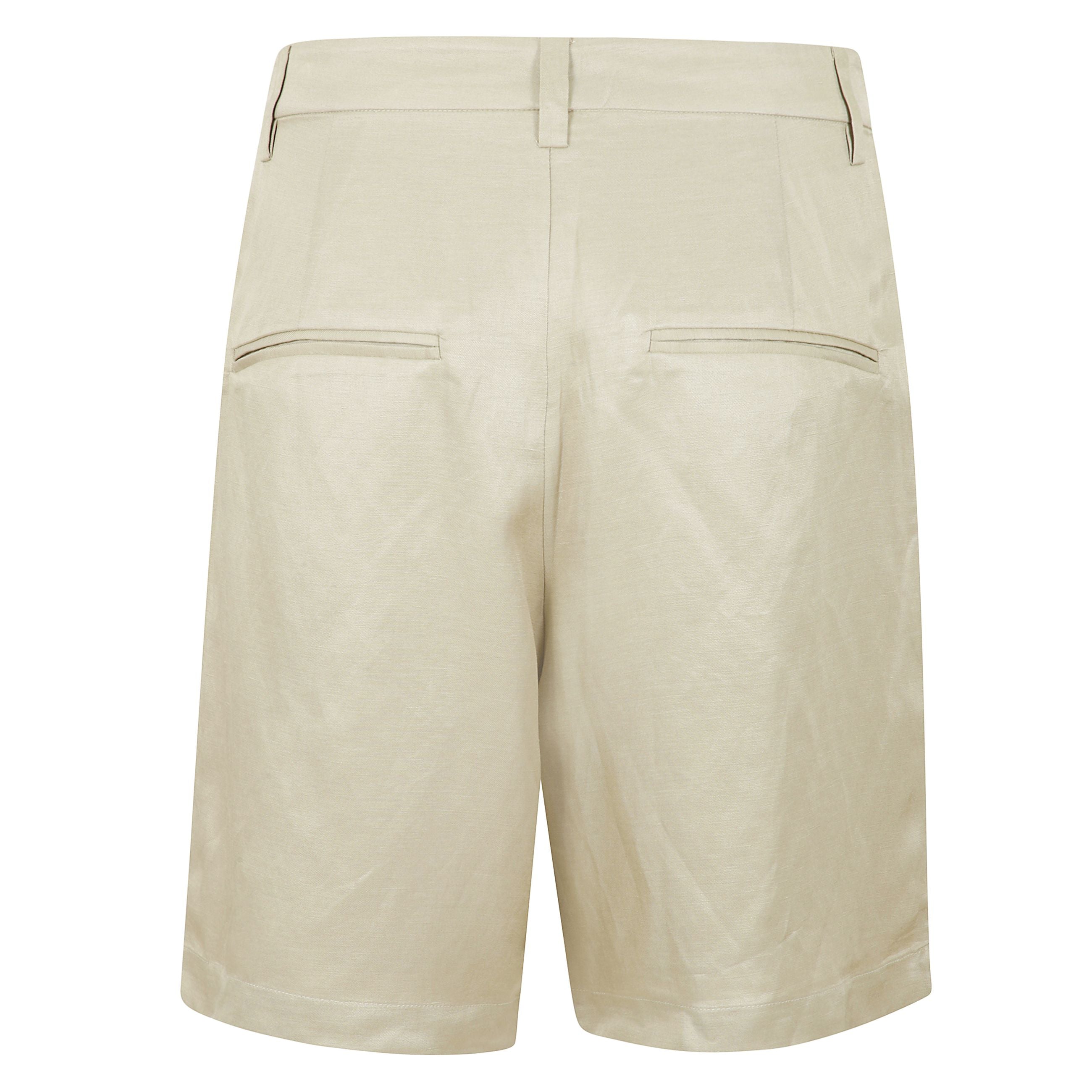Shorts carrie, chiusura con patta nascosta e bottone