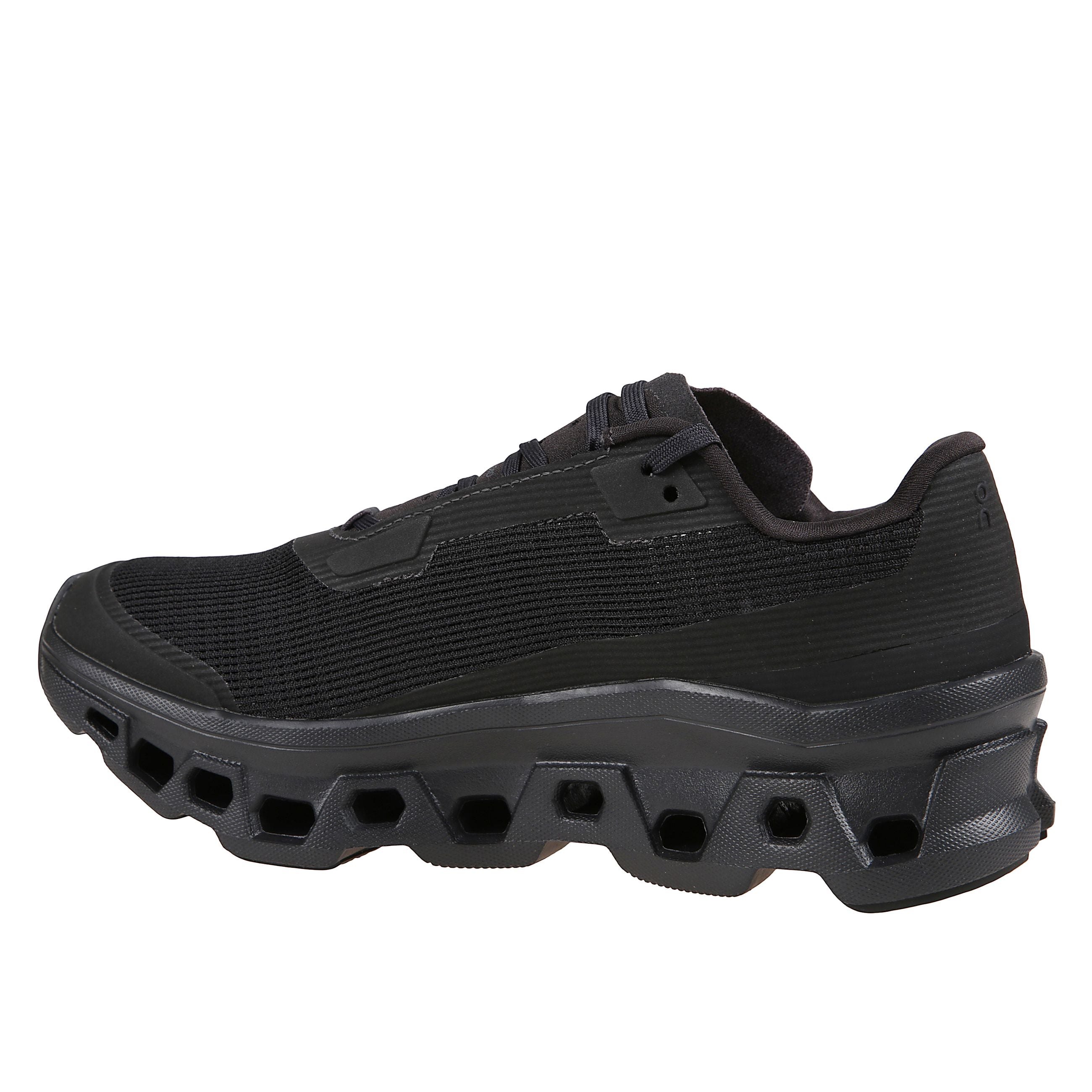 Scarpe leggere con ammortizzazione cloudmonster. presentano tomaia in mesh tecnico traspirante, linguetta in microfibra traforata e scorri-lacci in tpu dal design minimal. speedboard® integrata per maggiore stabilità e suola con inserti in gomma antisci