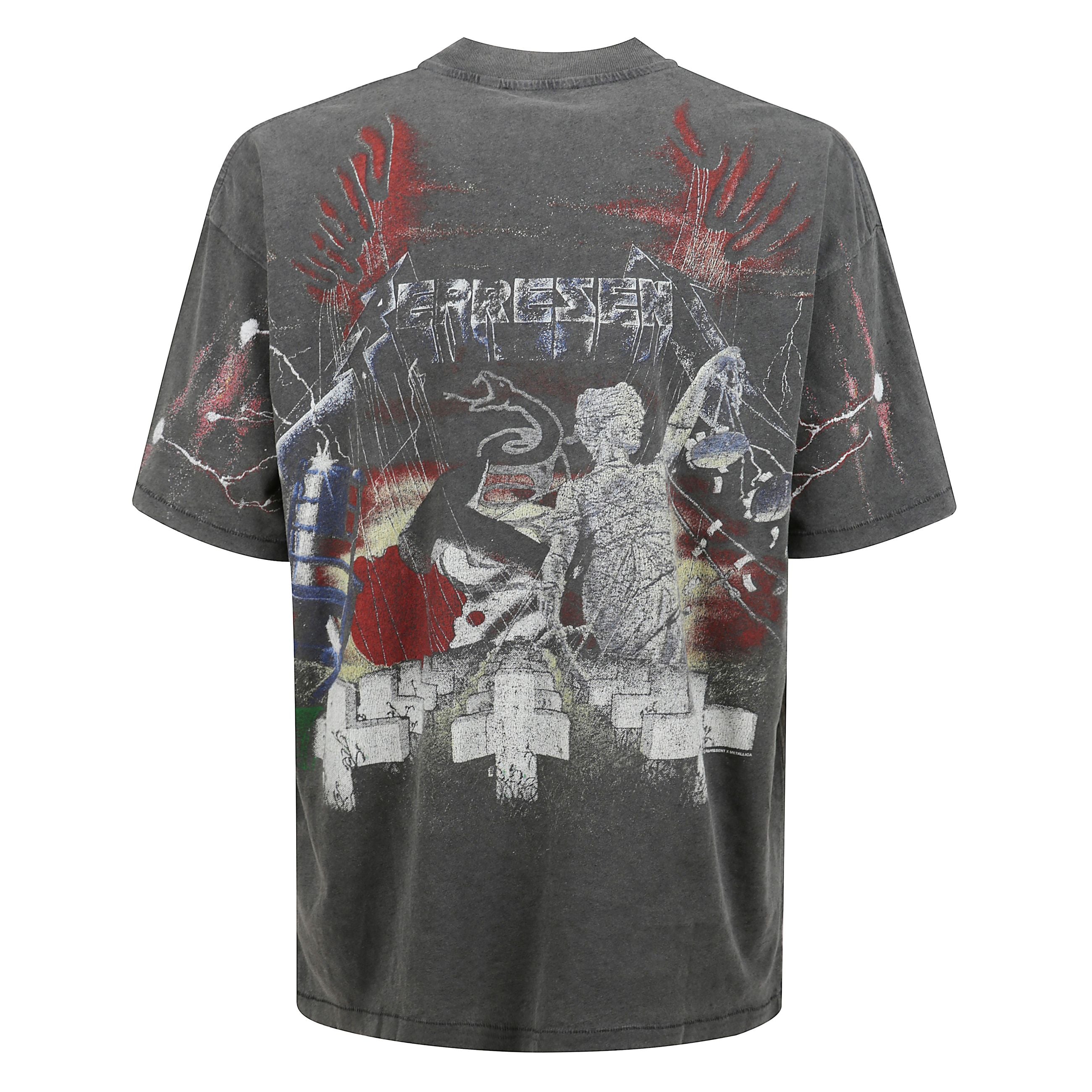 T-shirt in cotone con maniche corte e girocollo, dettaglio con stampa multicolor a contrasto.