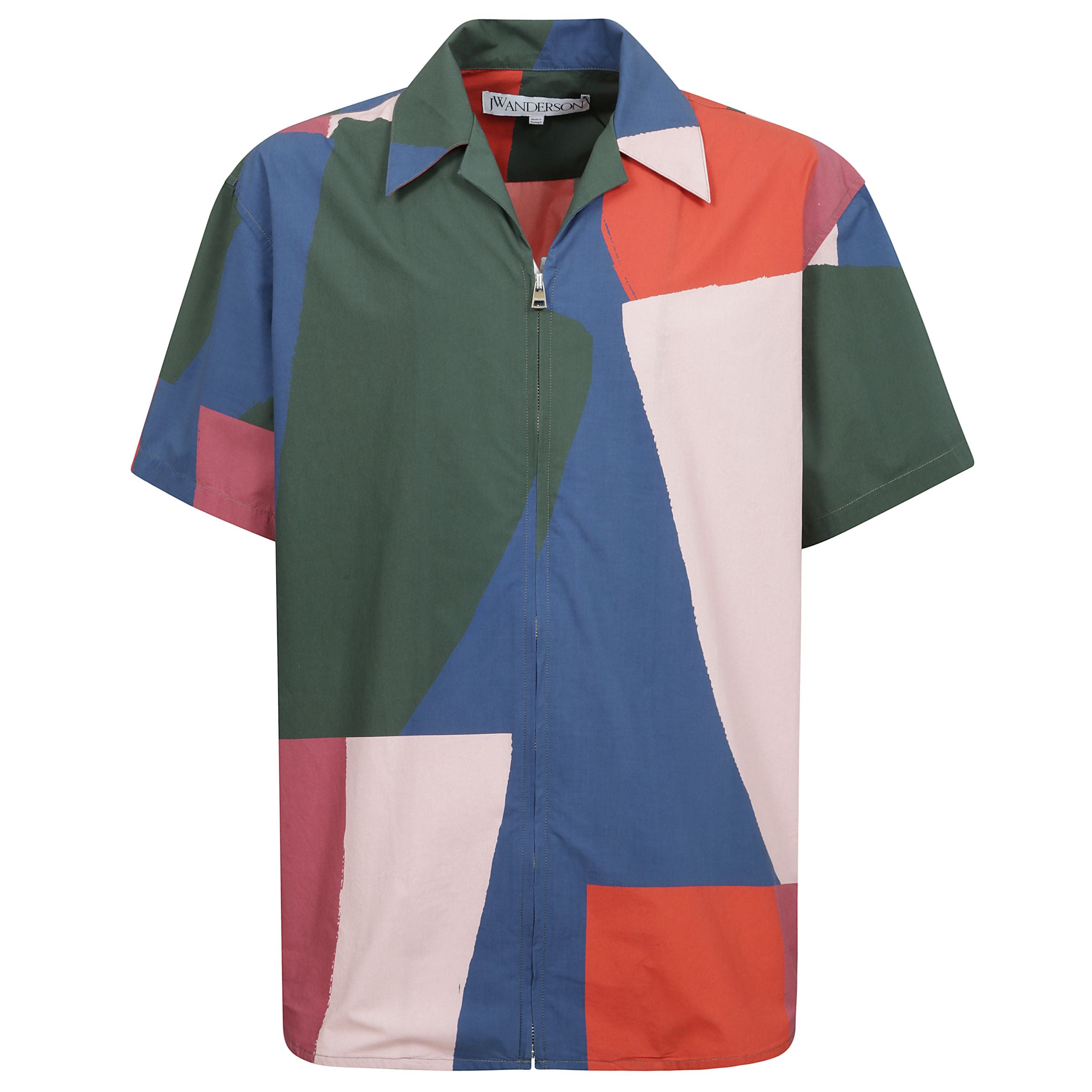 Scopri la raffinatezza di jw anderson con questa elegante camicia a maniche corte. il suo design stampato aggiunge un tocco moderno e distintivo, perfetto per quei giorni in cui vuoi distinguerti. combinando stile contemporaneo con una vestibilità regola