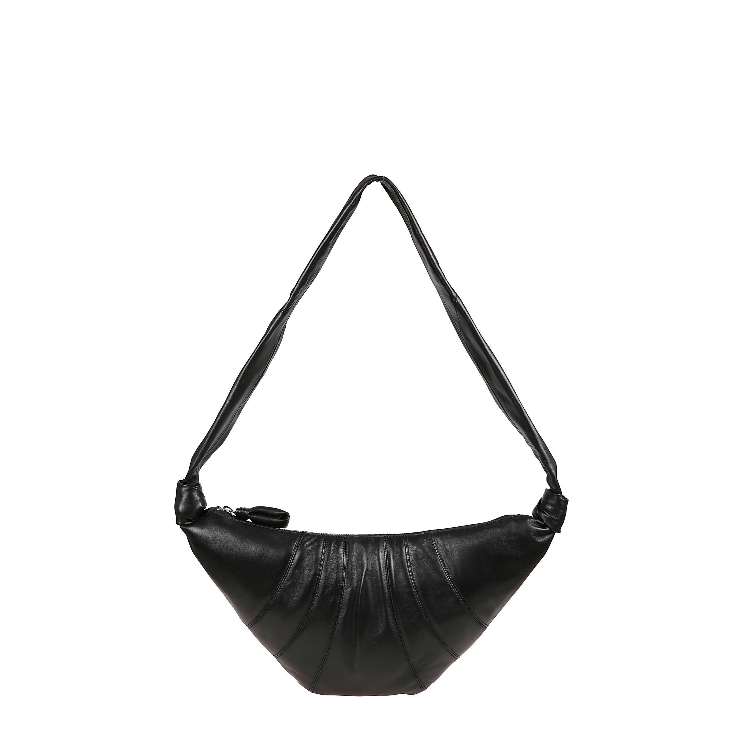 Borsa croissant in pelle con pannelli cuciti e tracolla decorata da dettagli a nodo. presenta tiretto trapuntato, scomparto principale con chiusura zip e tasca aperta interna.