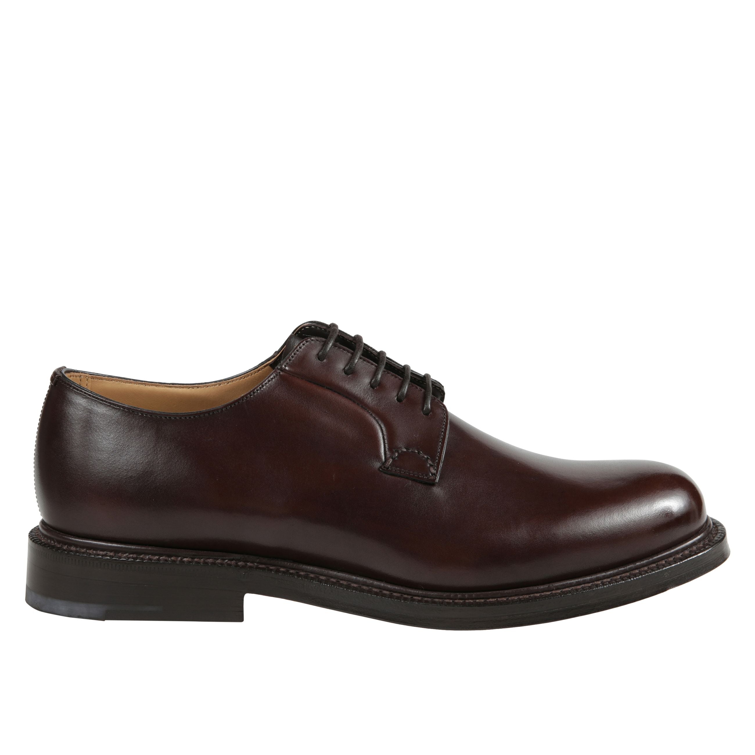 Derby blucher stringata con cuciture a mano sul sottocchiello con finitura spazzolata lucida.
linguetta nappa a soffietto e lacci di pelle.