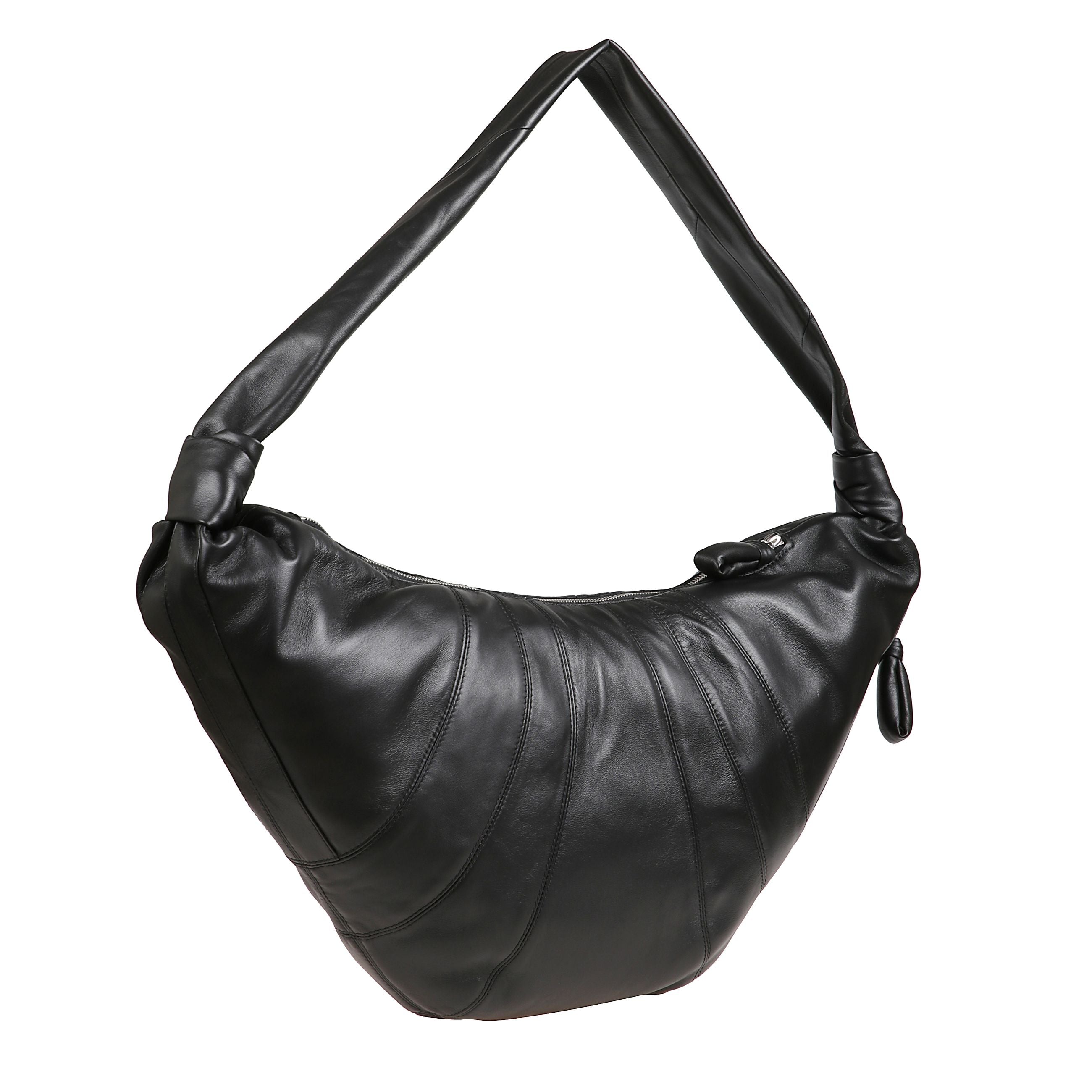 Borsa a spalla grande in pelle di agnello con inserti cuciti. design dalla forma curva con tracolla caratterizzata da un nodo decorativo. chiusura con zip e tasca interna con zip per una migliore organizzazione. fodera in cotone per una finitura di qualit