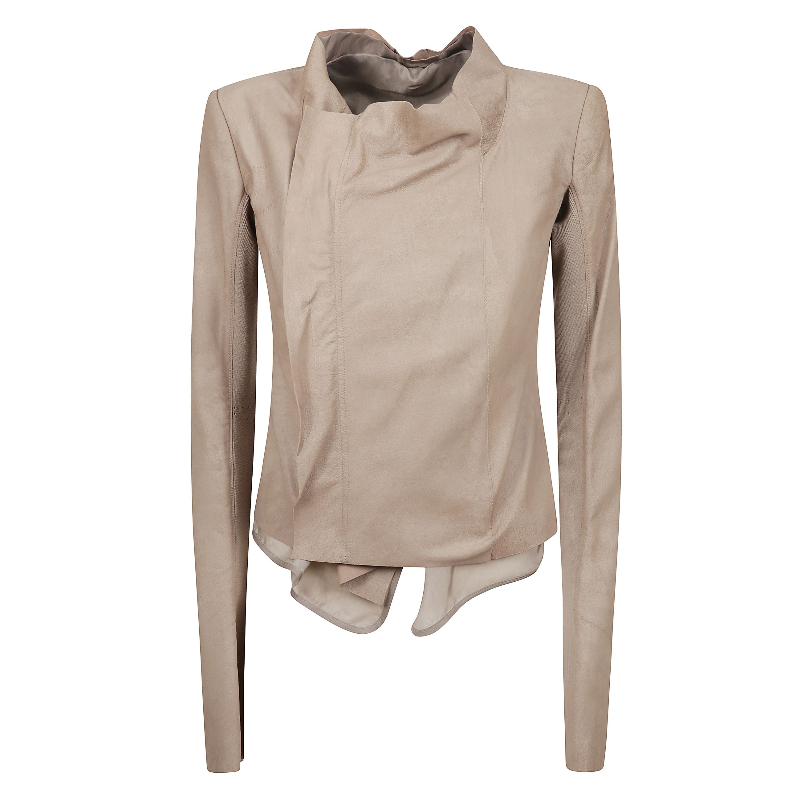 Giacca a collo basso.