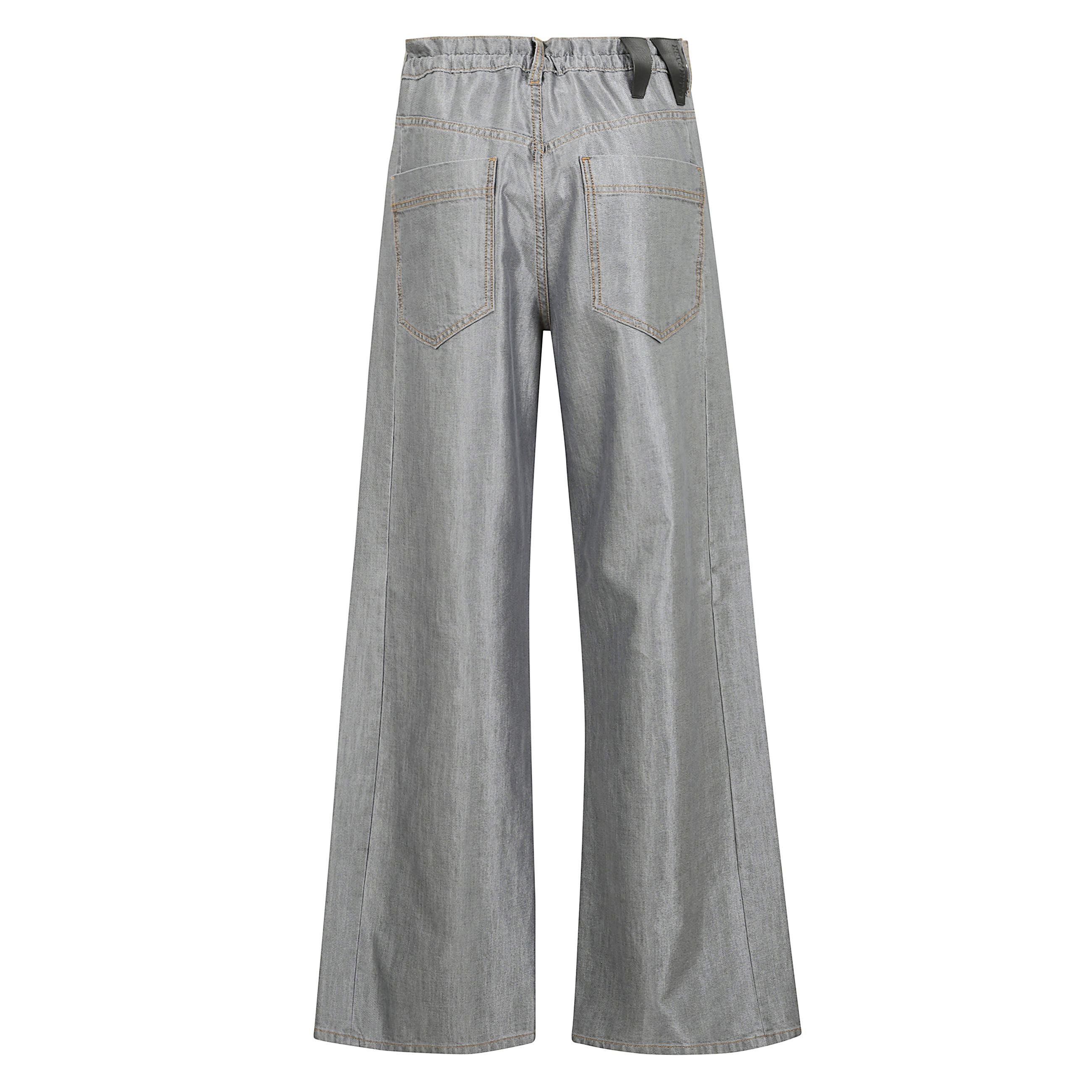 Jeans leggeri con coulisse regolabile in denim a gamba larga, bottone automatico con logo sul davanti, passanti per cintura con catena nera rimovibile, cinque tasche