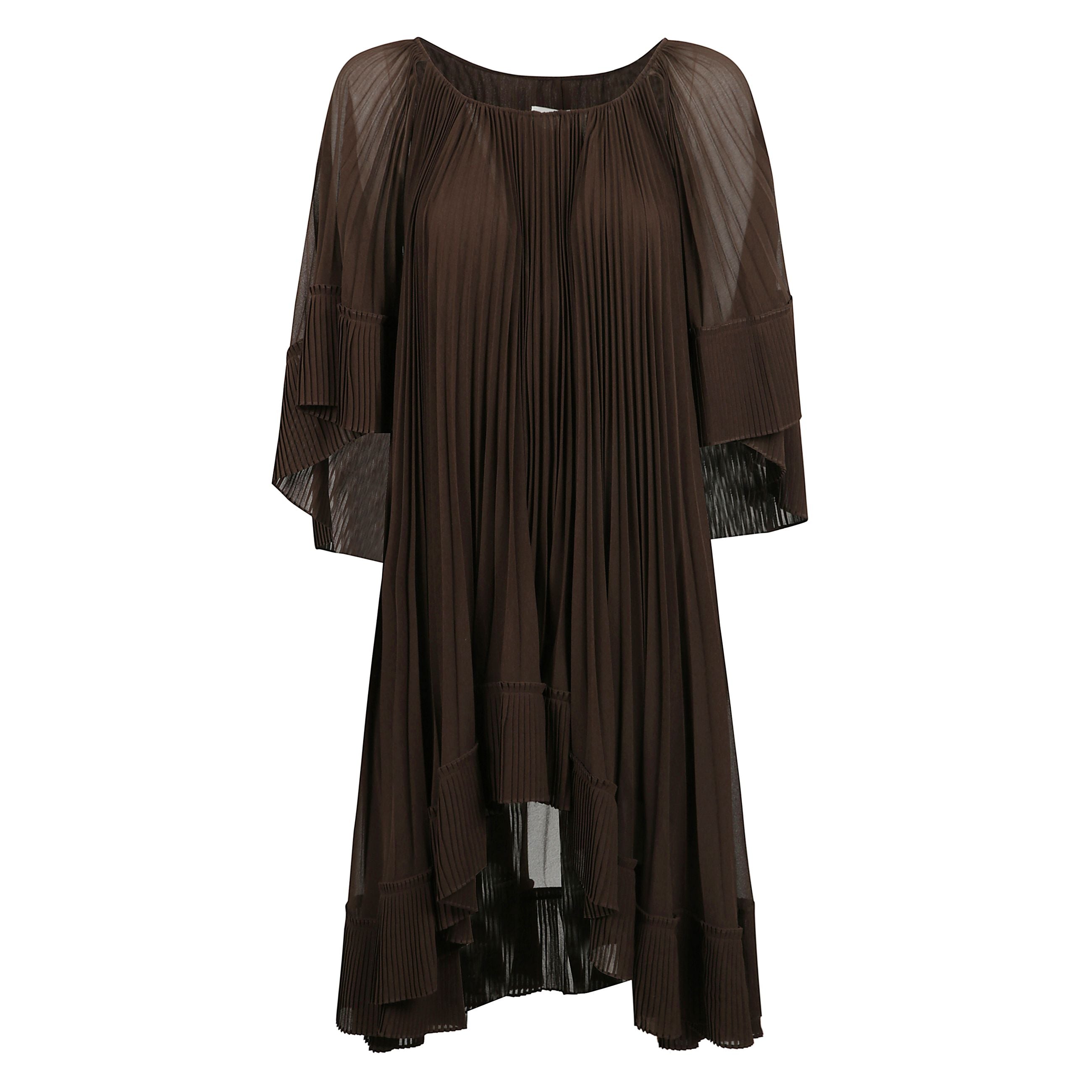 Mini abito plissettato con scollo arrotondato, maniche ampie di media lunghezza, rifinito con una mantella applicata sulle spalle.