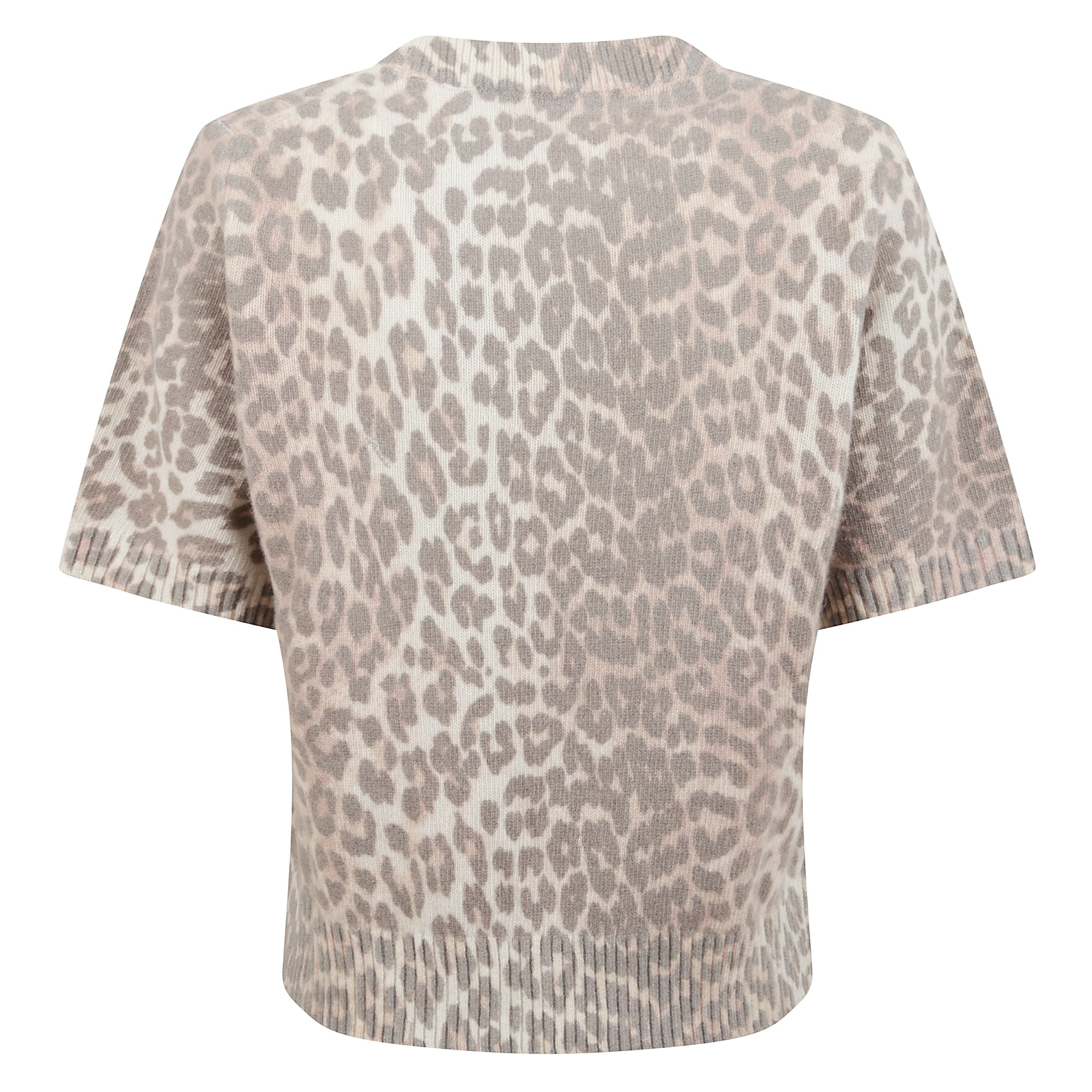 Maglia a maniche corte in misto lana. stampa all-over con motivo leopardato e firma ganni sul petto. orli a coste.