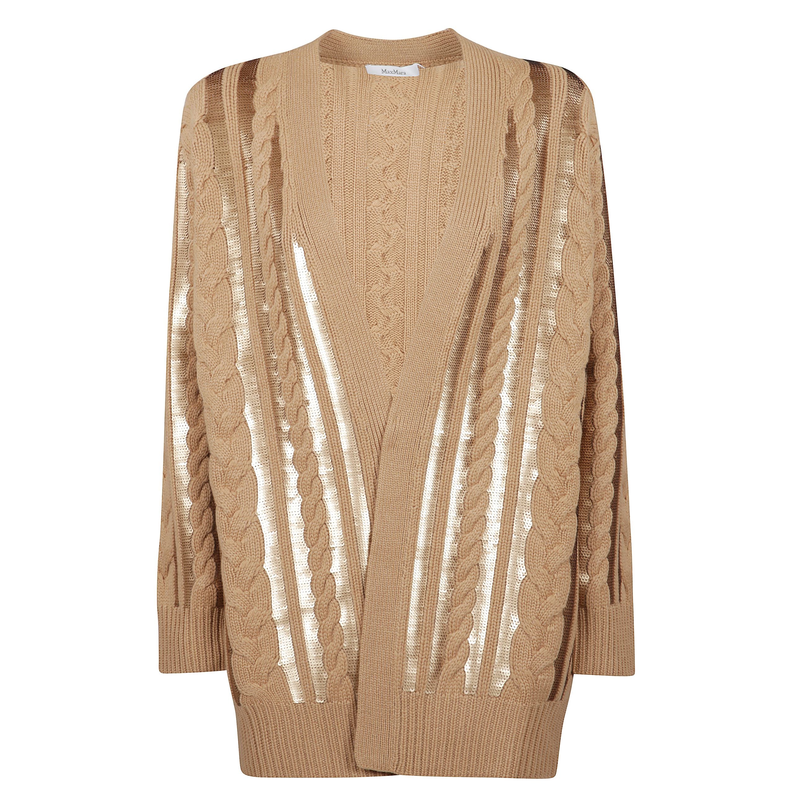 Cardigan oversize in pregiato filato di lana e cachemire, lavorato a treccia. modello con scollo a v e maniche lunghe a giro basso, impreziosito da paillette in tono ricamate sul davanti e sulle maniche. rifinito con bordi a costine.