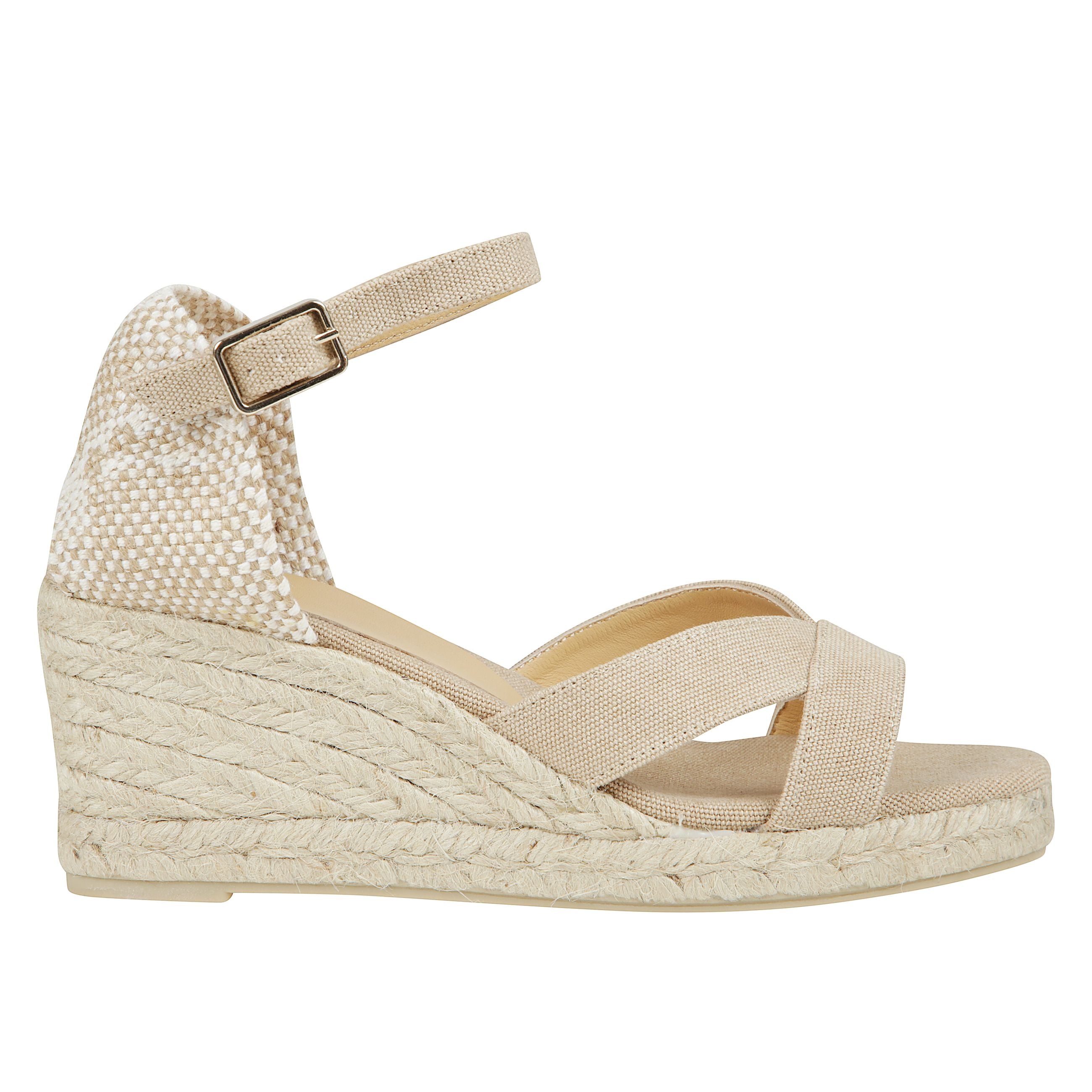 Sandalo bruna in cotone organico con chiusura a cinturino, soletta imbottita e scollo a v. zeppa in juta di 7 cm.