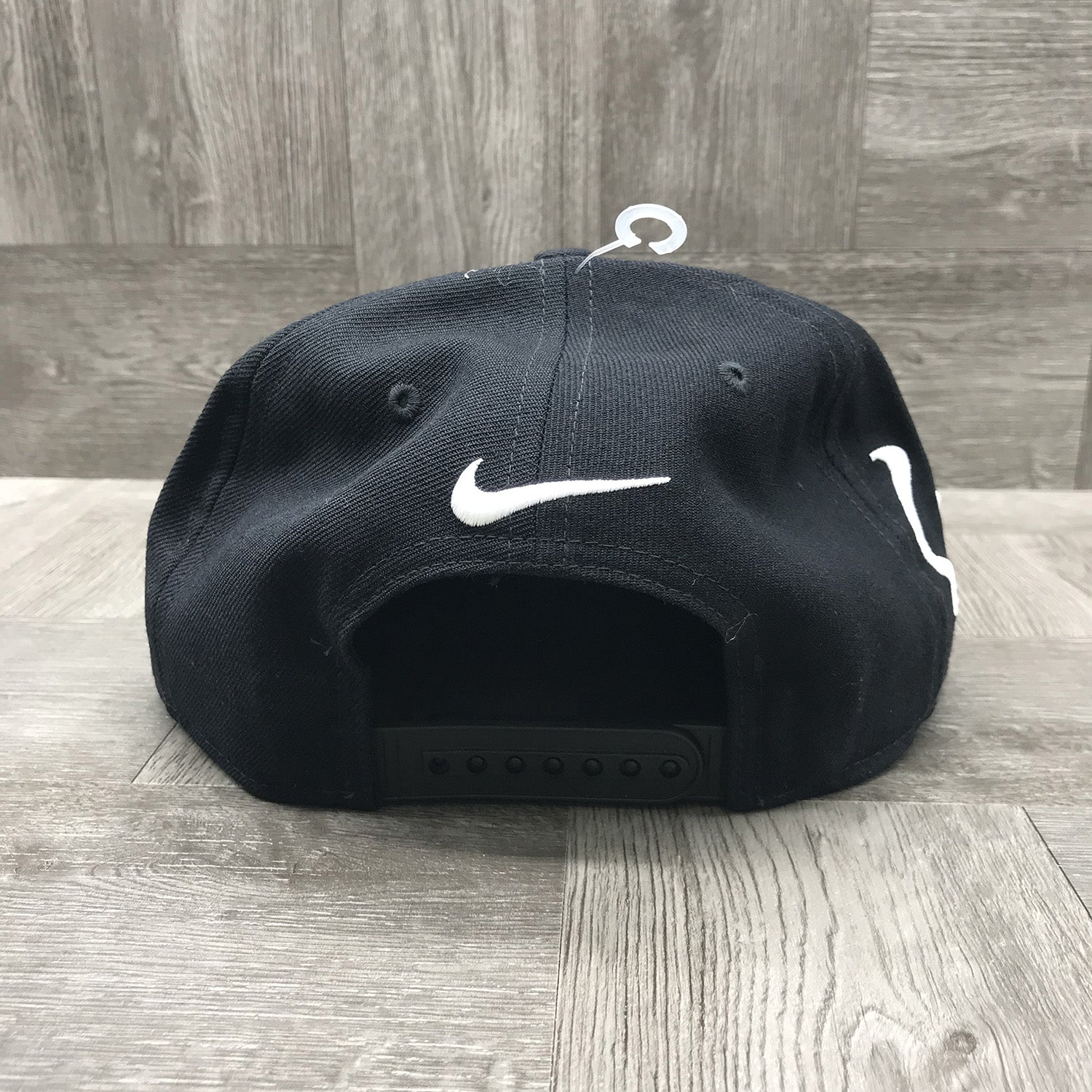 Nike Qt S Pro Snapback Hat Unisex Style : 715991