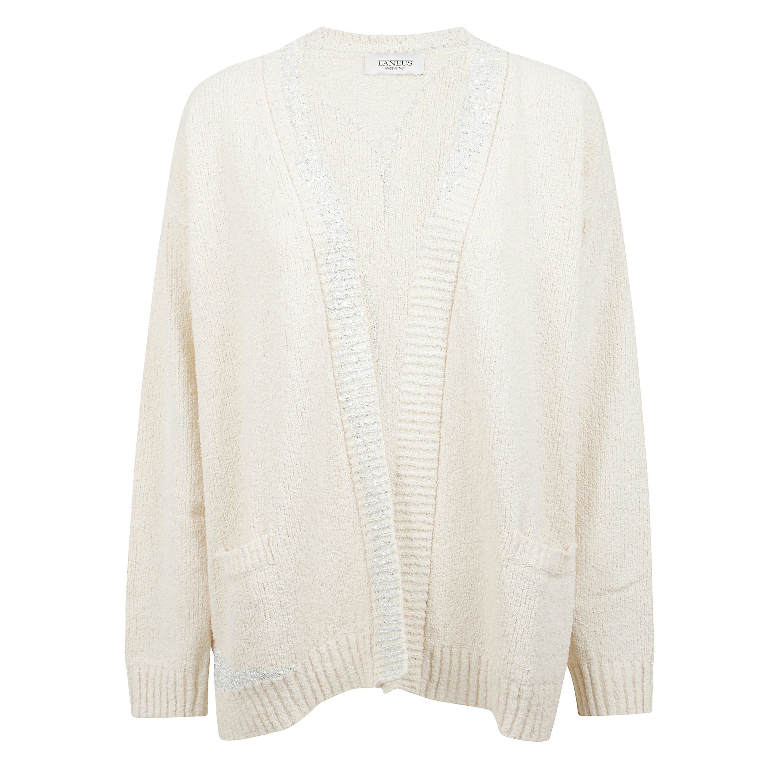 Questo cardigan presenta una silhouette boxy con chiusura frontale senza bottoni e tasche a toppa. impreziosito da un ricamo jacquard con filo di paillettes sul retro.