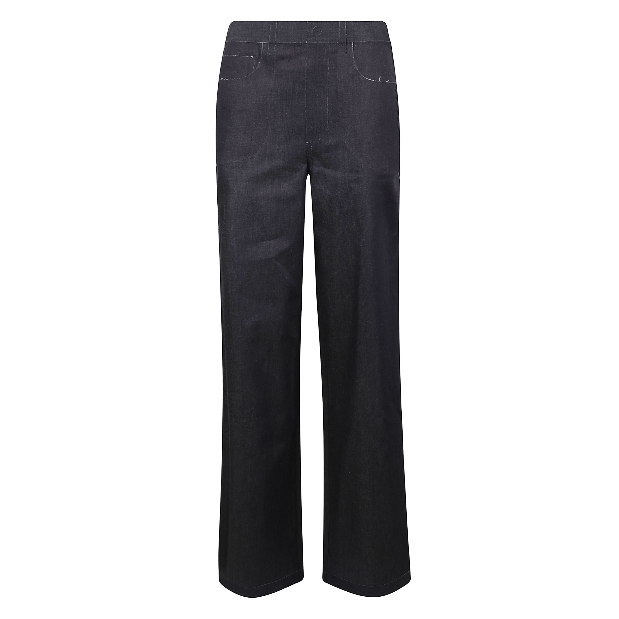 Pantalone con vita rifinita tono su tono, chiusura con cerniera, motivi a contrasto, effetto cuciture a vista, tasche finte, logo tono su tono, gamba larga