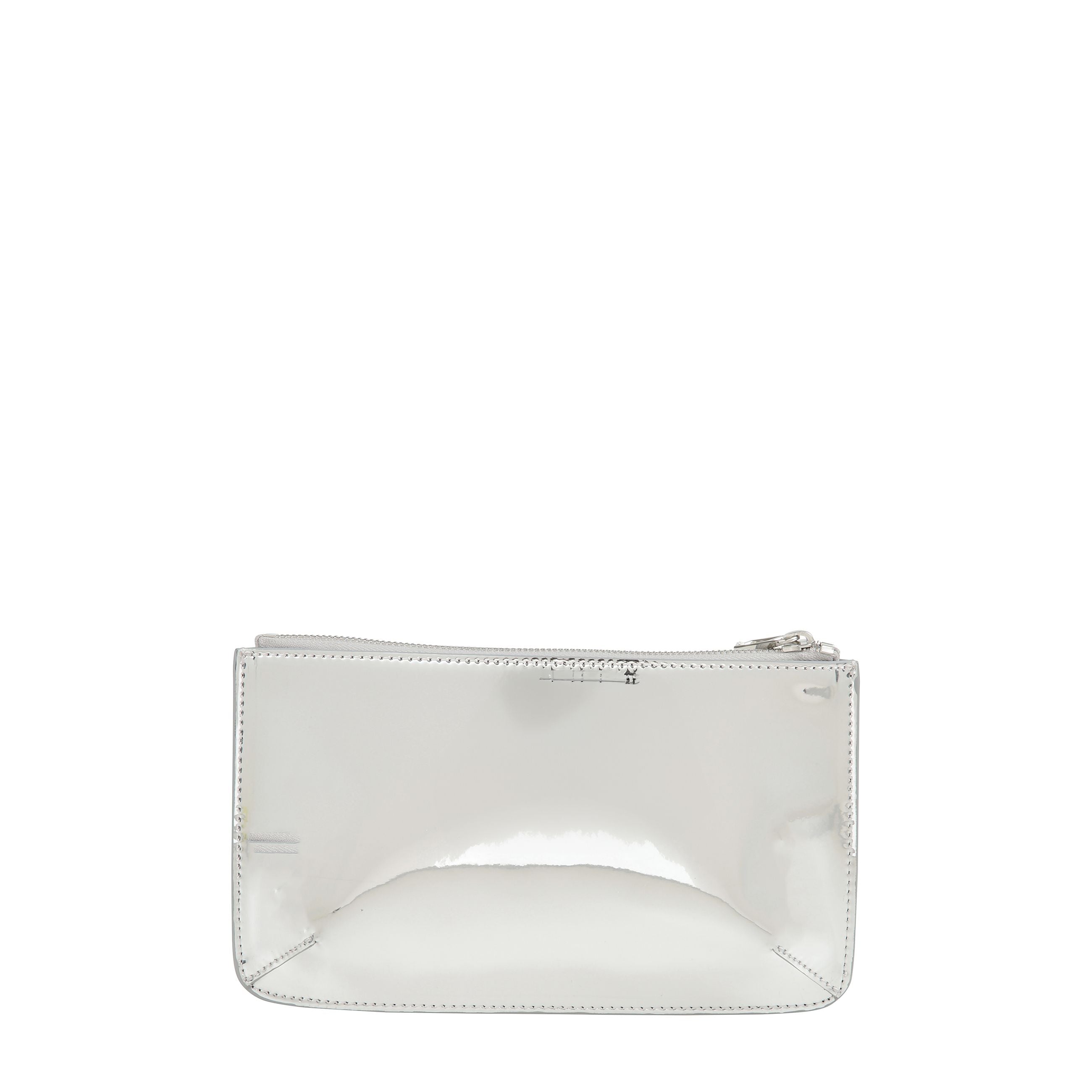 Clutch bracelet, chiusura superiore con zip, dettaglio con fibbia decorativa e caratteristico logo con singolo punto di cucitura