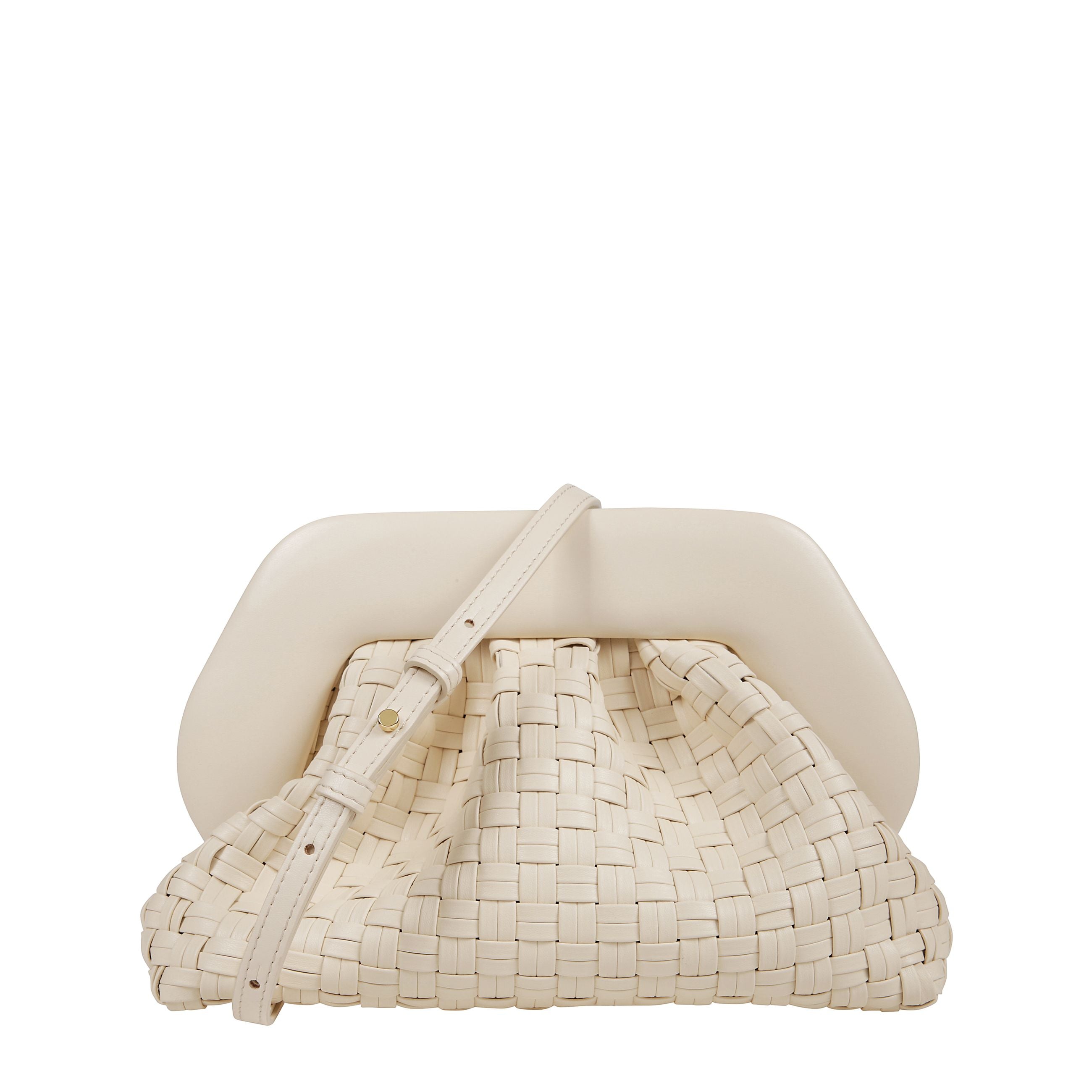 Clutch tia beige chiaro con chiusura magnetica nascosta
e tracolla regolabile e rimovibile, ha componenti metalliche color oro con logo inciso