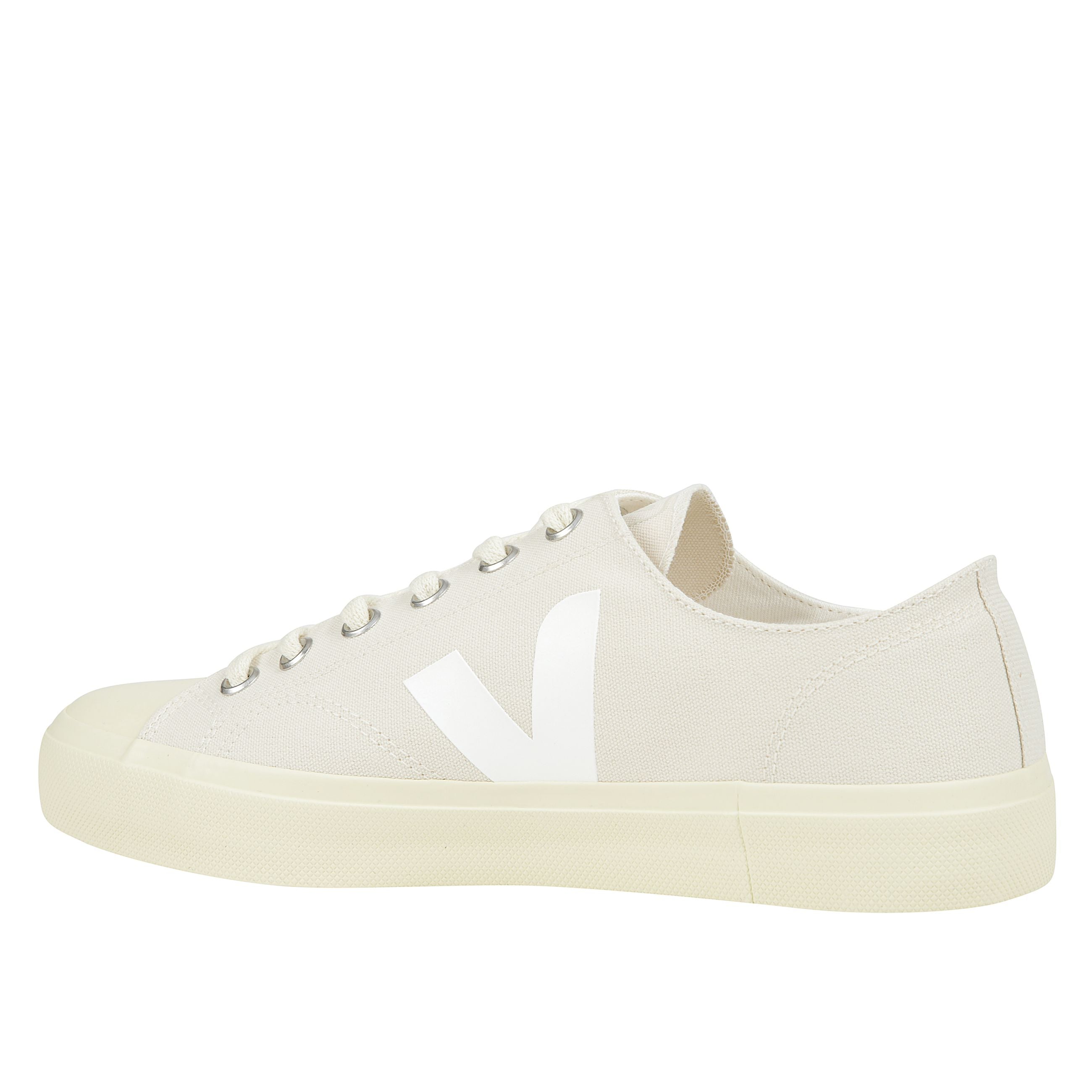 Sneakers realizzate in tessuto con punta arrotondata gommata