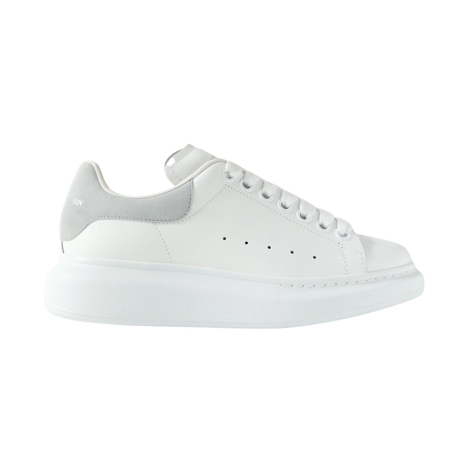 OVERSIZED SNEAKER