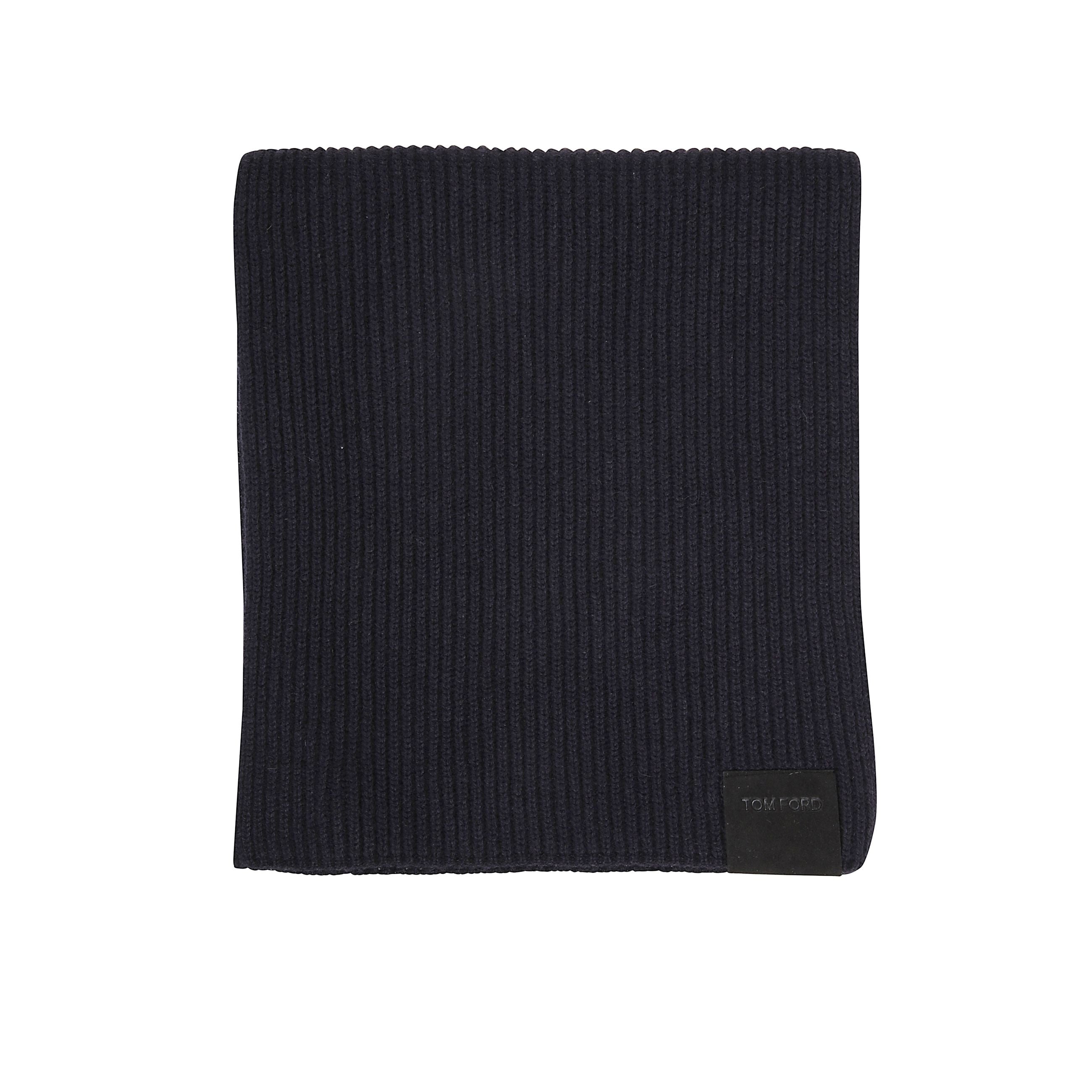 Sciarpa in cashmere a coste con bordi dritti. riporta etichetta in pelle con il brand tom ford.